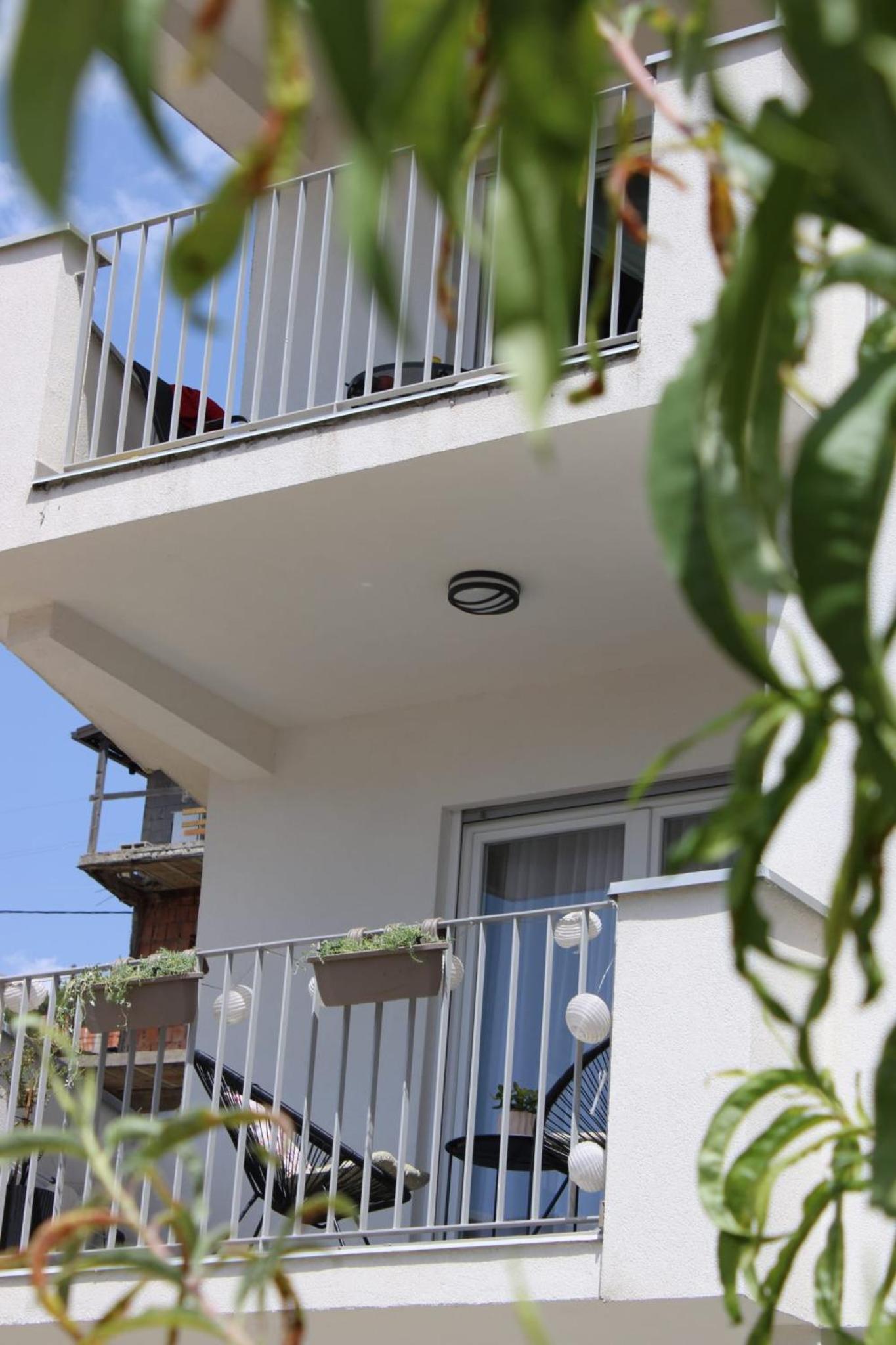 Apartment Merry Harmony Heights - Balcony & Free Garage & Parking