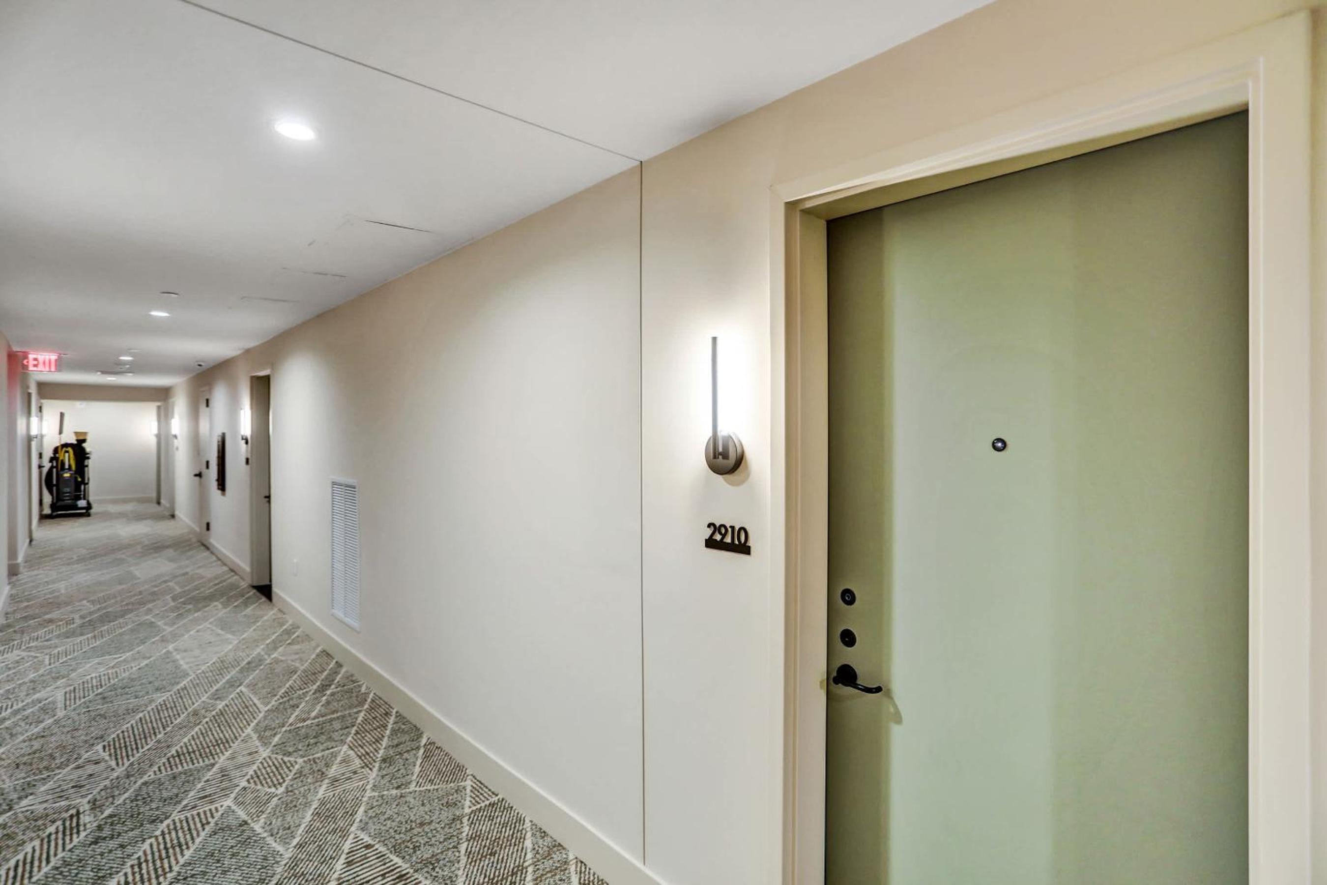 La Terrasse by VIAC - Luxury Bay View Studio with Balcony 29th Floor Miami