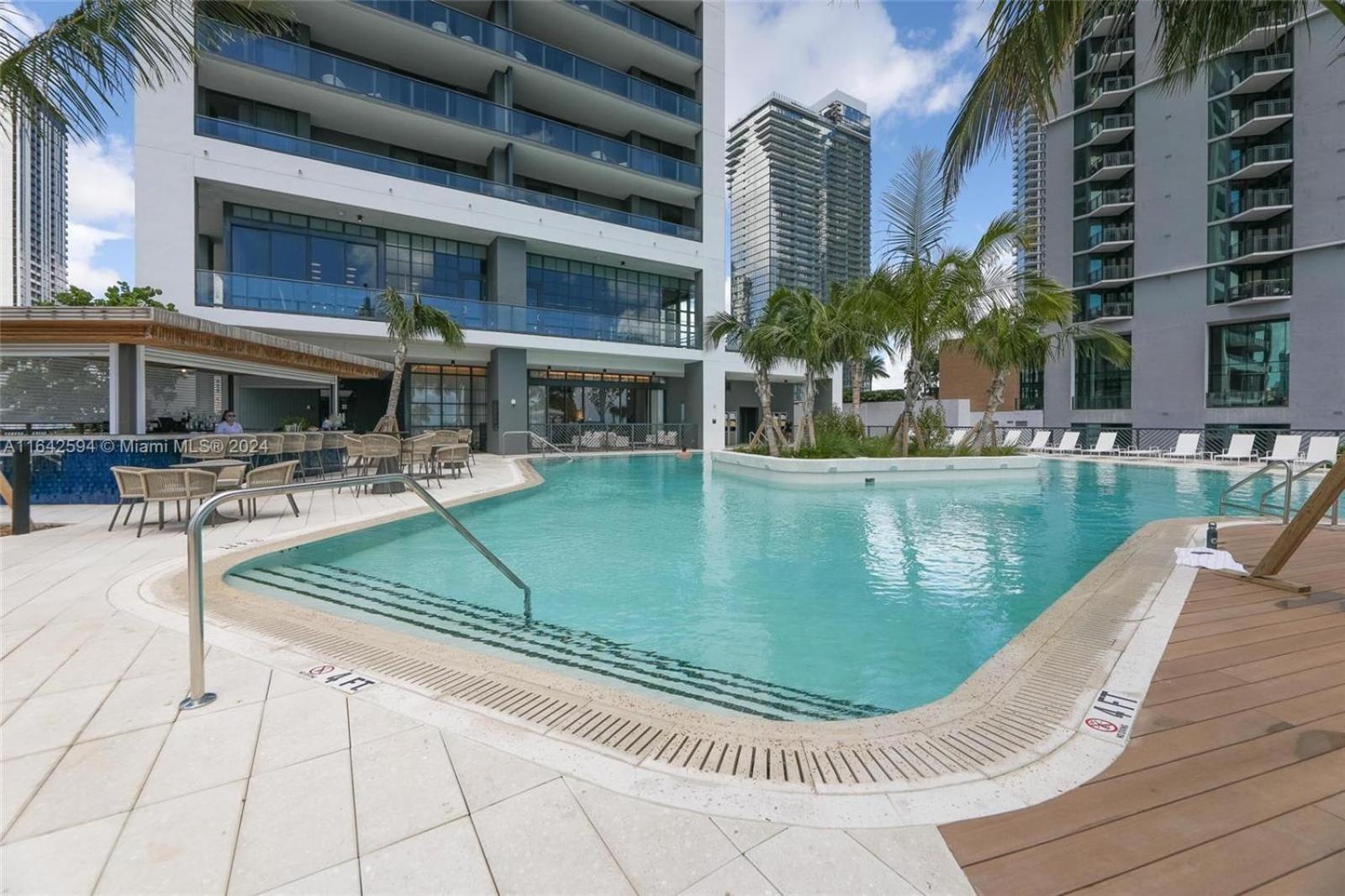 La Terrasse by VIAC - Luxury Bay View Studio with Balcony 29th Floor Miami