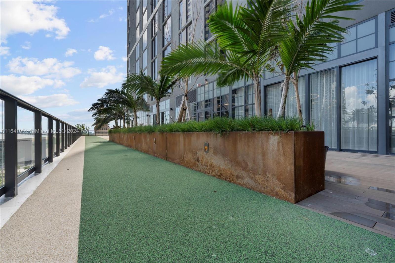 La Terrasse by VIAC - Luxury Bay View Studio with Balcony 29th Floor Miami