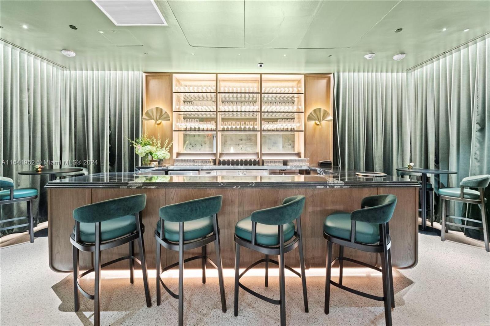 La Terrasse by VIAC - Luxury Bay View Studio with Balcony 29th Floor Miami