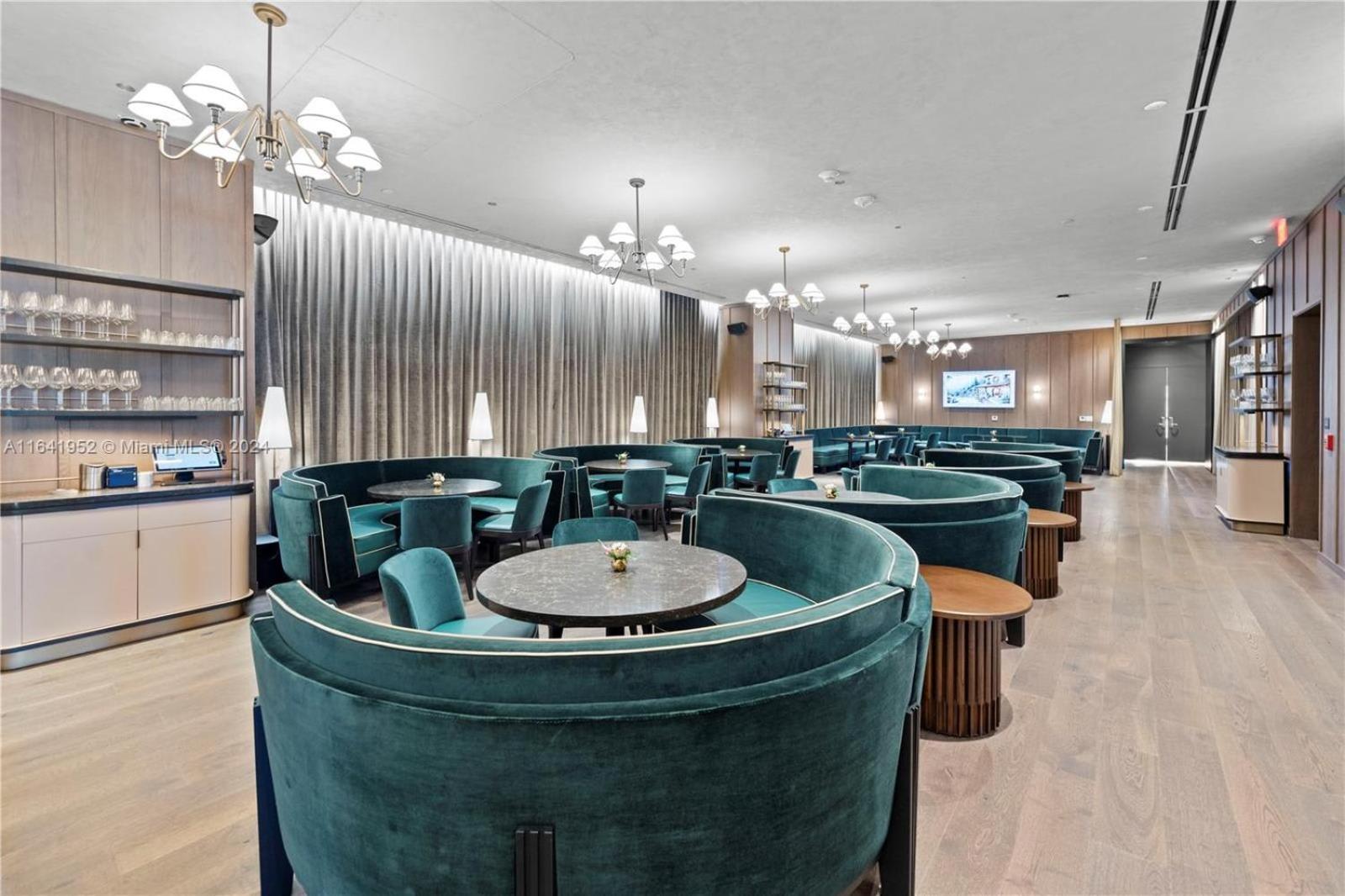La Terrasse by VIAC - Luxury Bay View Studio with Balcony 29th Floor Miami