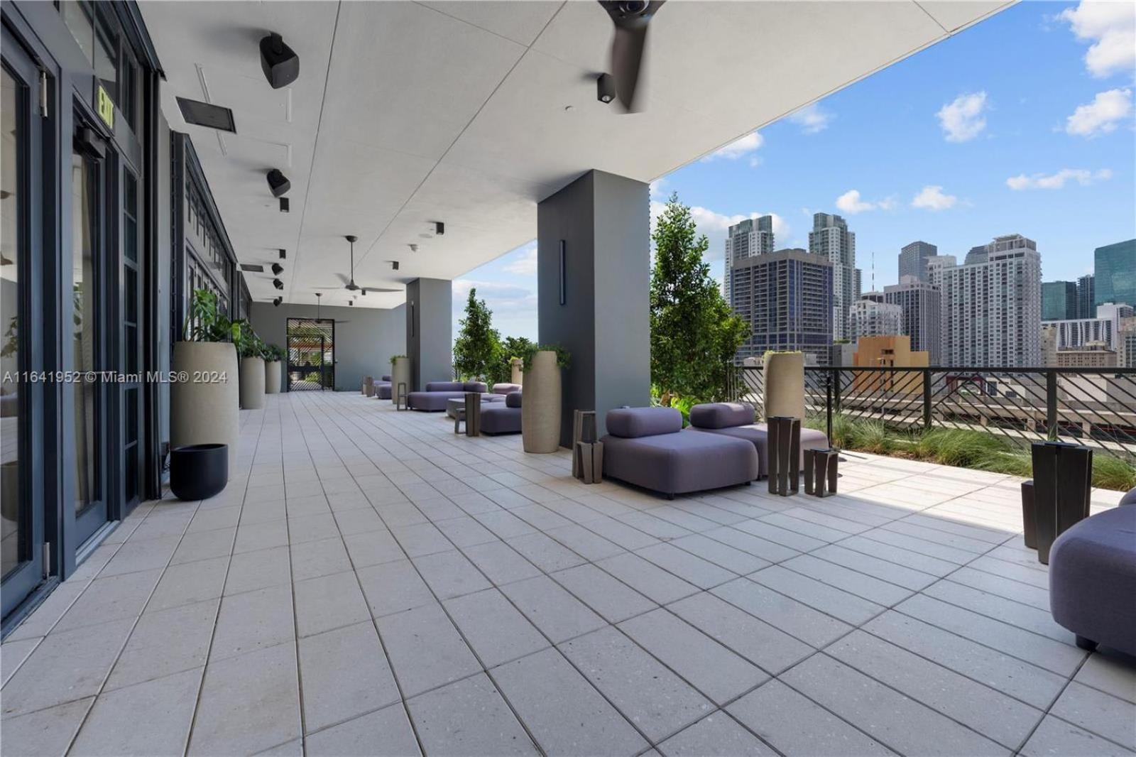 La Terrasse by VIAC - Luxury Bay View Studio with Balcony 29th Floor Miami