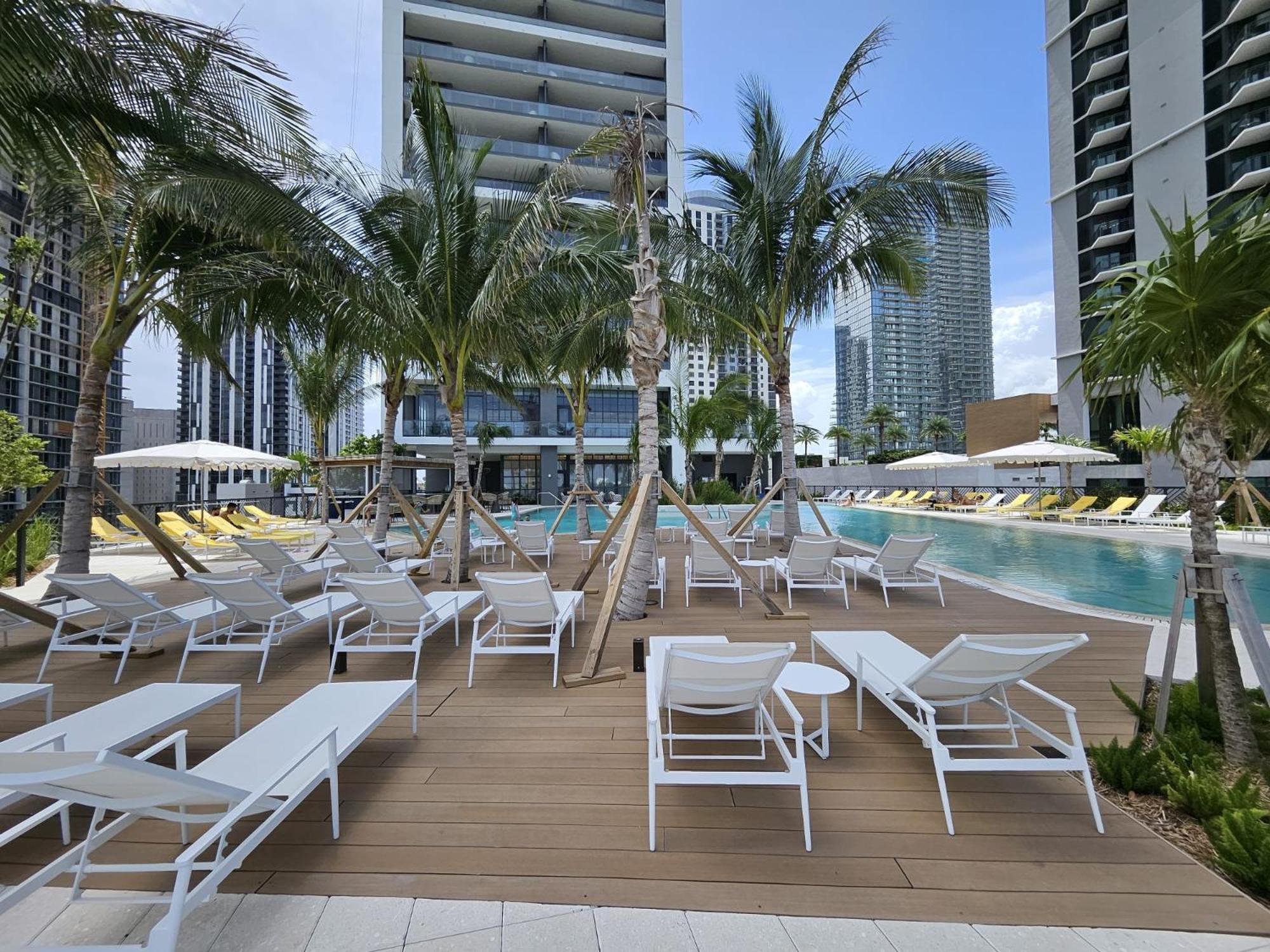 La Terrasse by VIAC - Luxury Bay View Studio with Balcony 29th Floor Miami