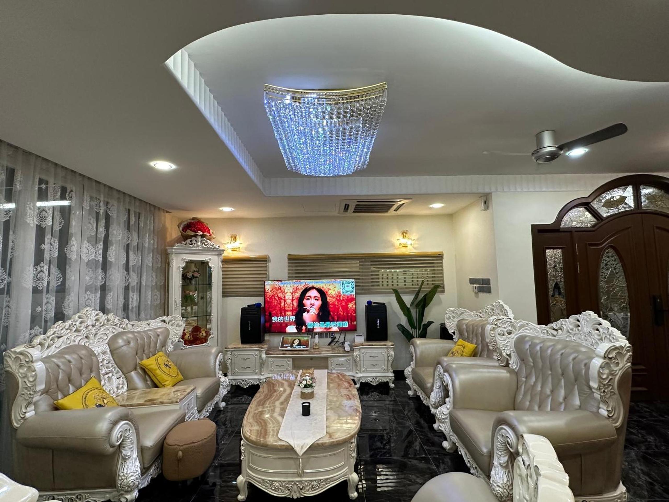 Melodies Castle Homestay