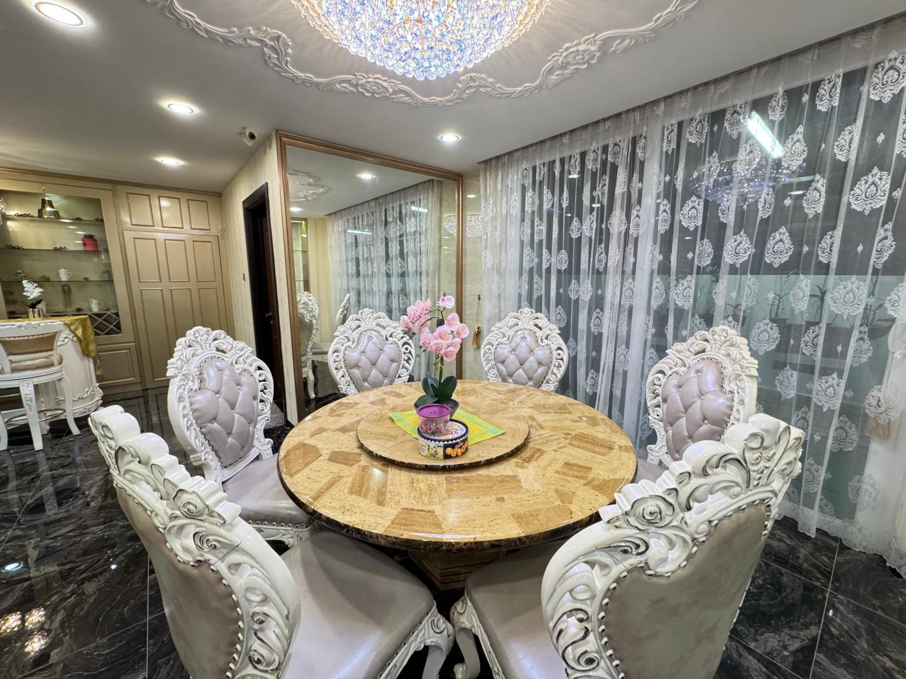 Melodies Castle Homestay