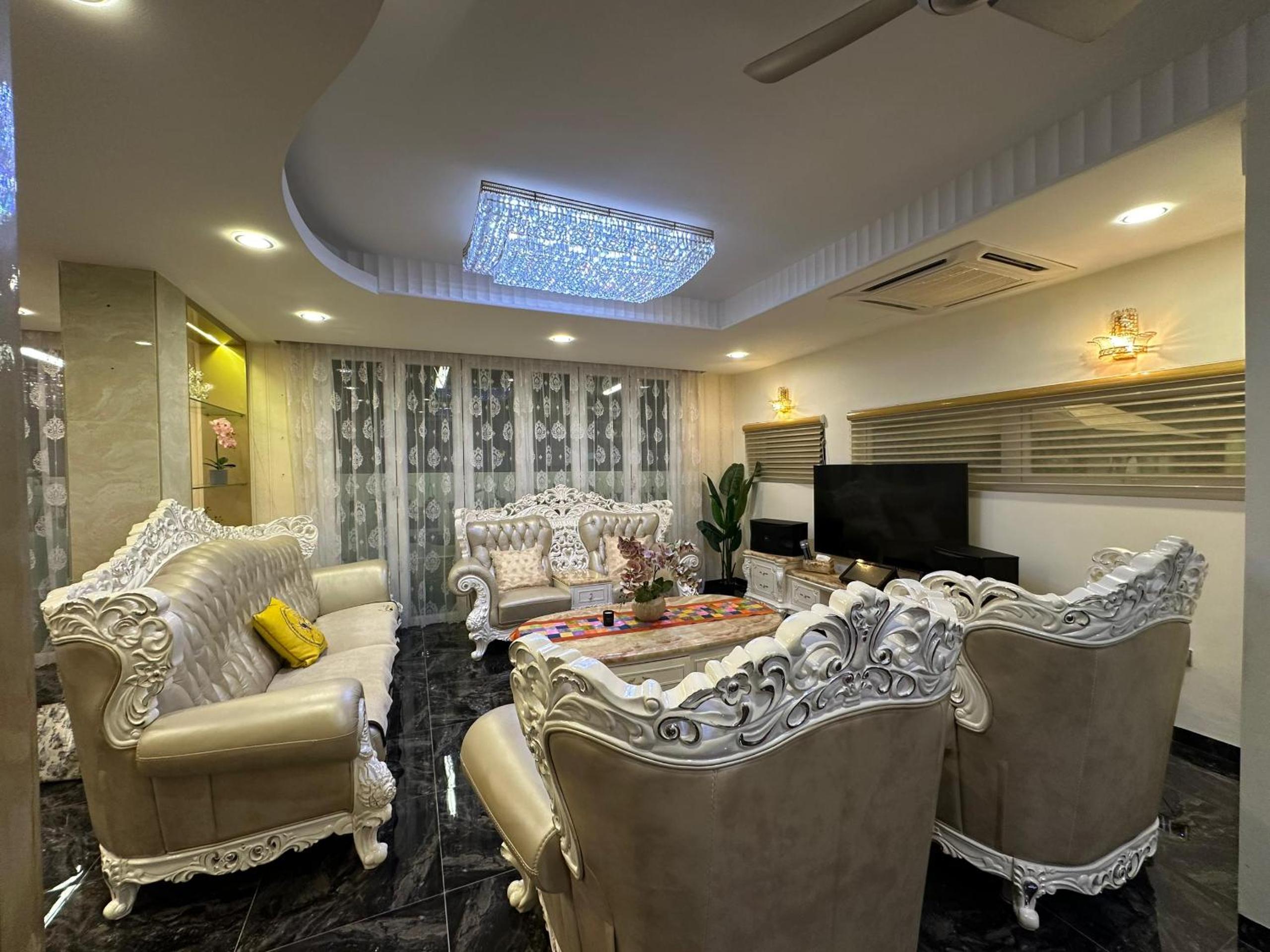 Melodies Castle Homestay