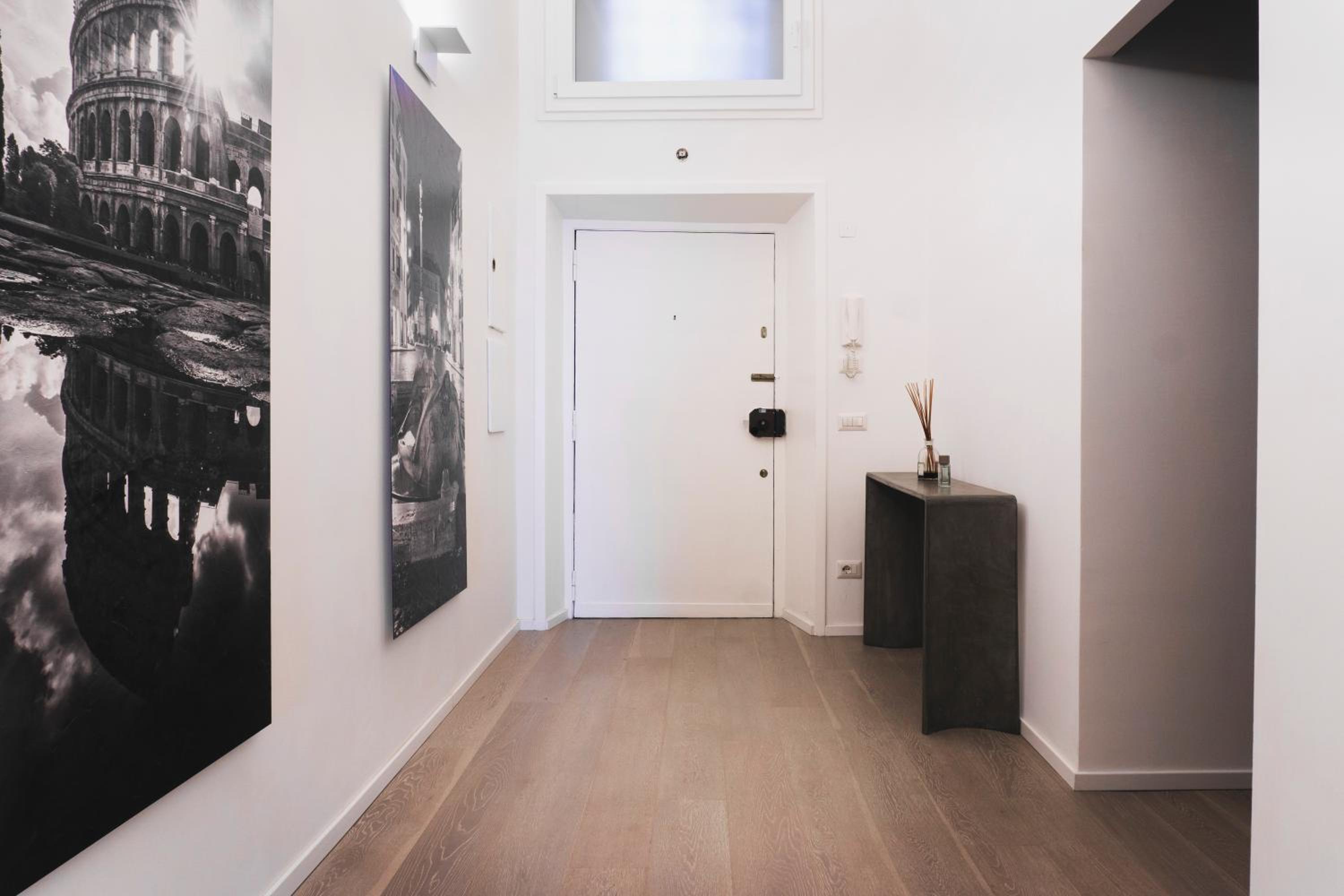 Exclusive apartments piazza di spagna 32