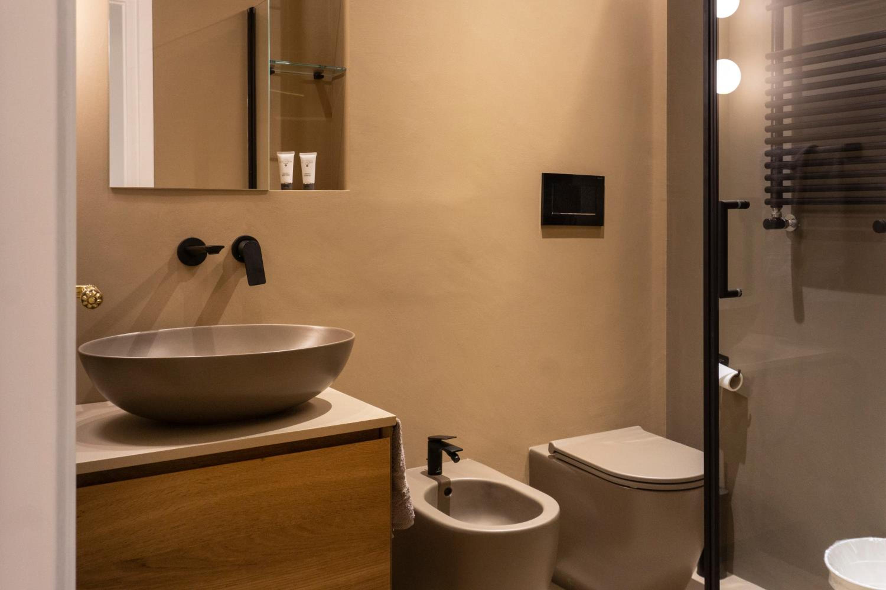 Exclusive apartments piazza di spagna 32