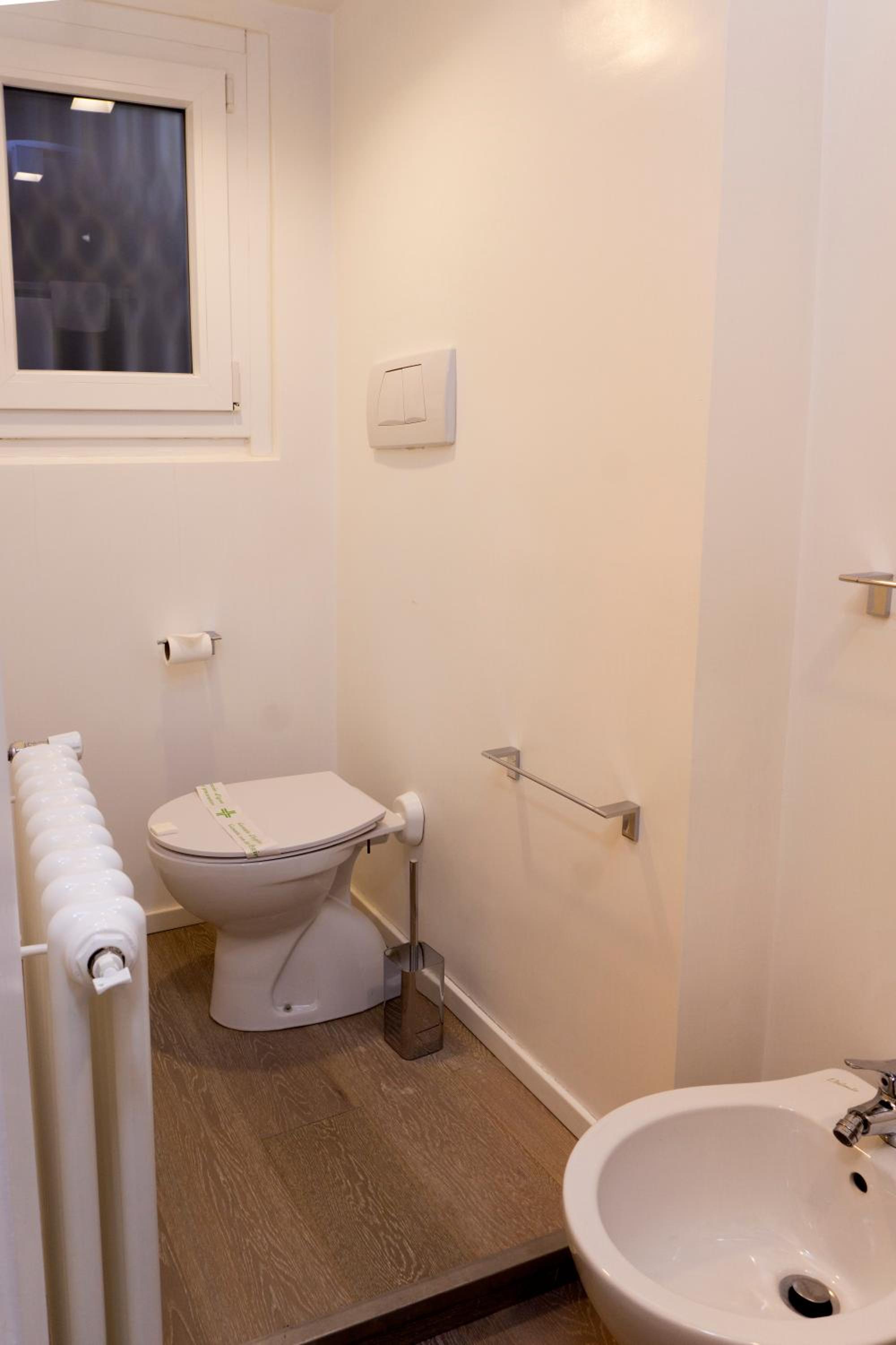 Exclusive apartments piazza di spagna 32