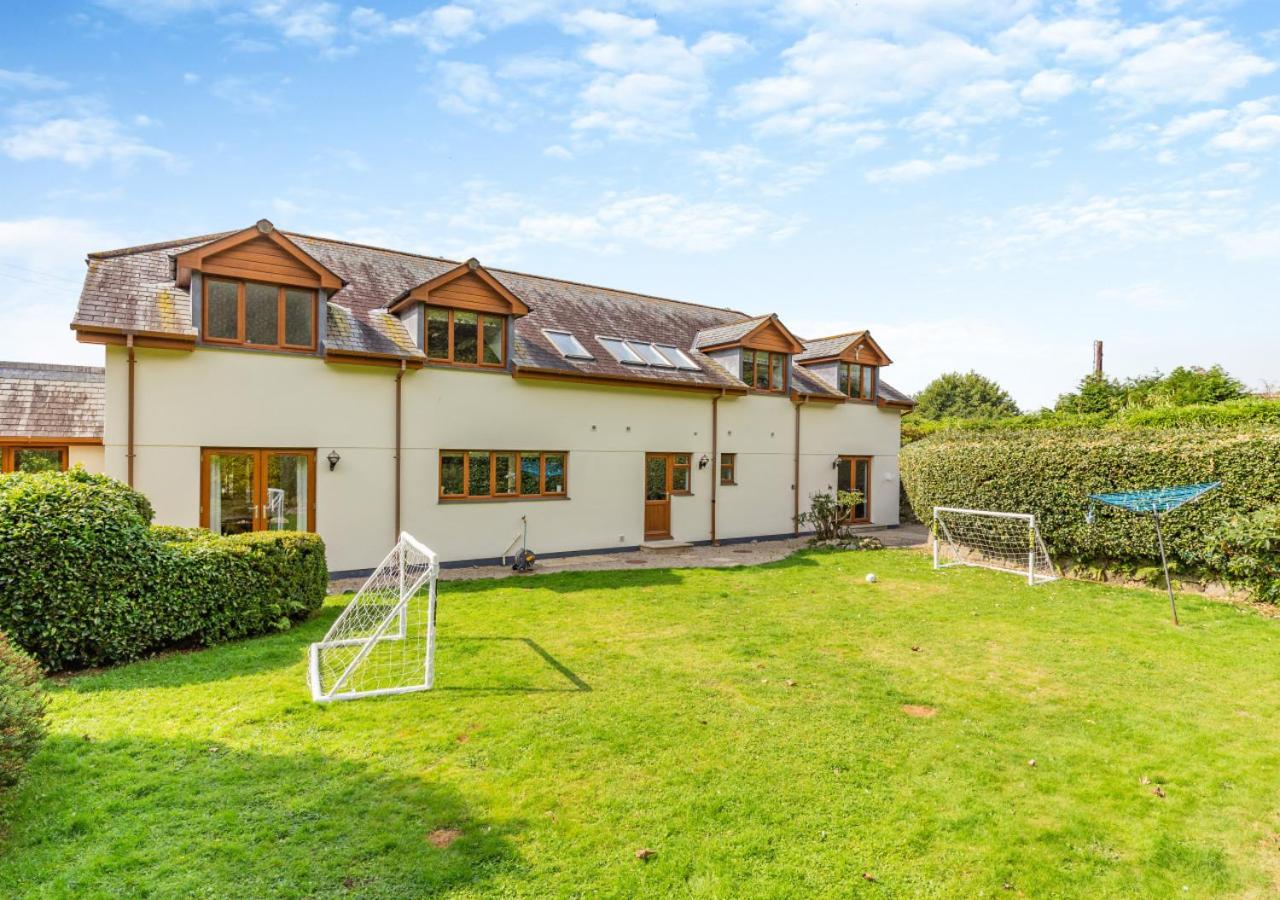 7 Bed in Ashton oc-p00891