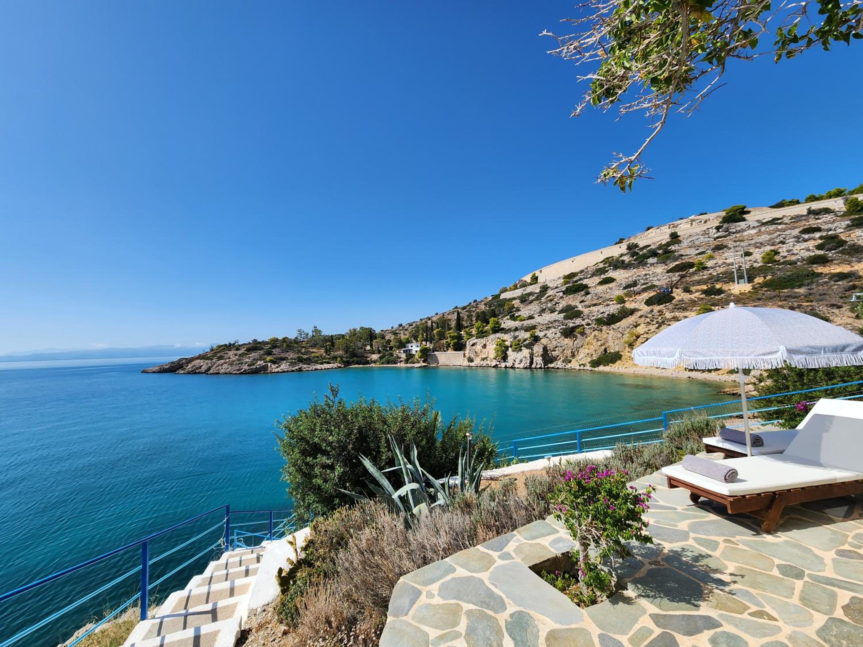 Villa Nikolitsa with private beach photo 5