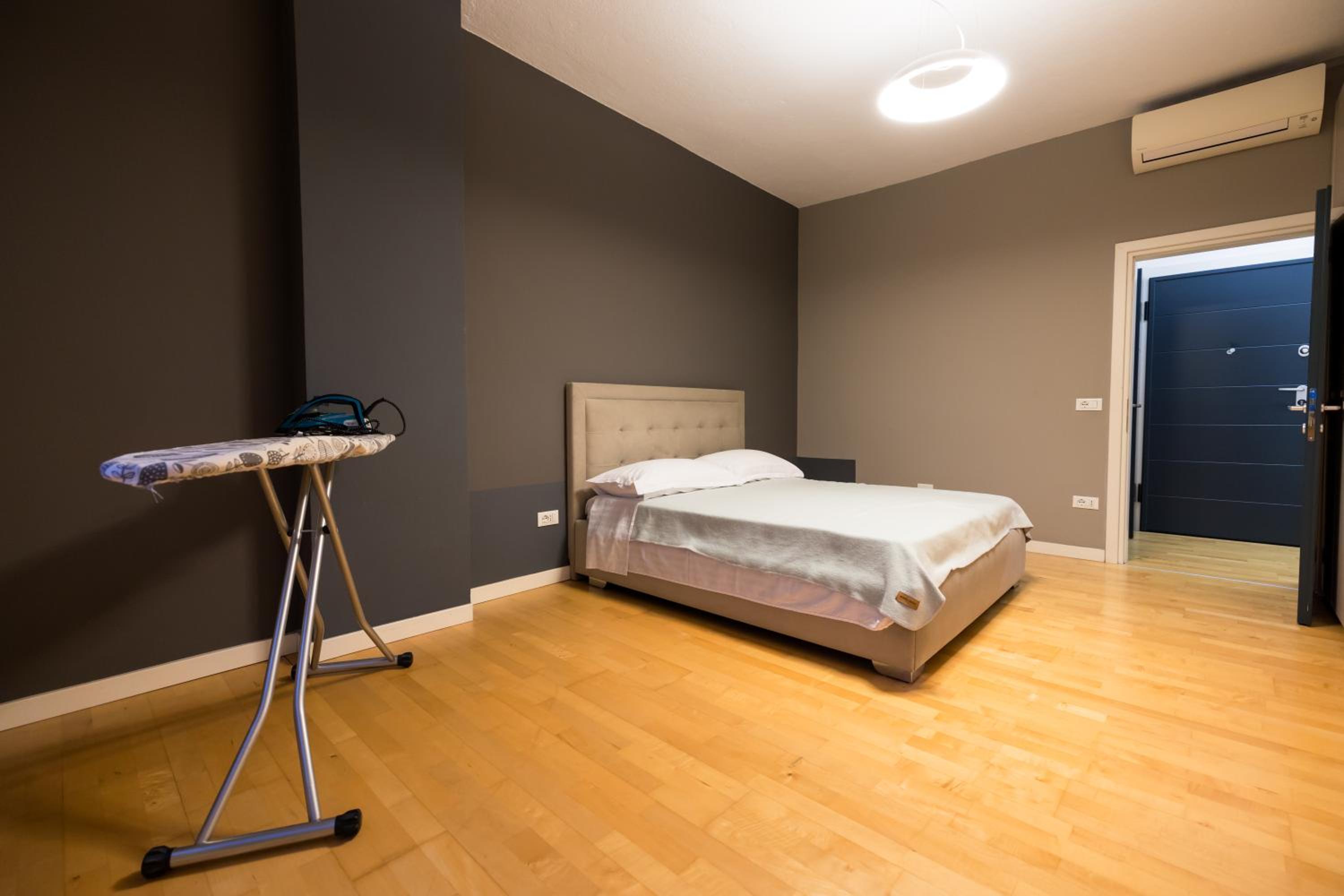 Tirana Center Luxury Landing