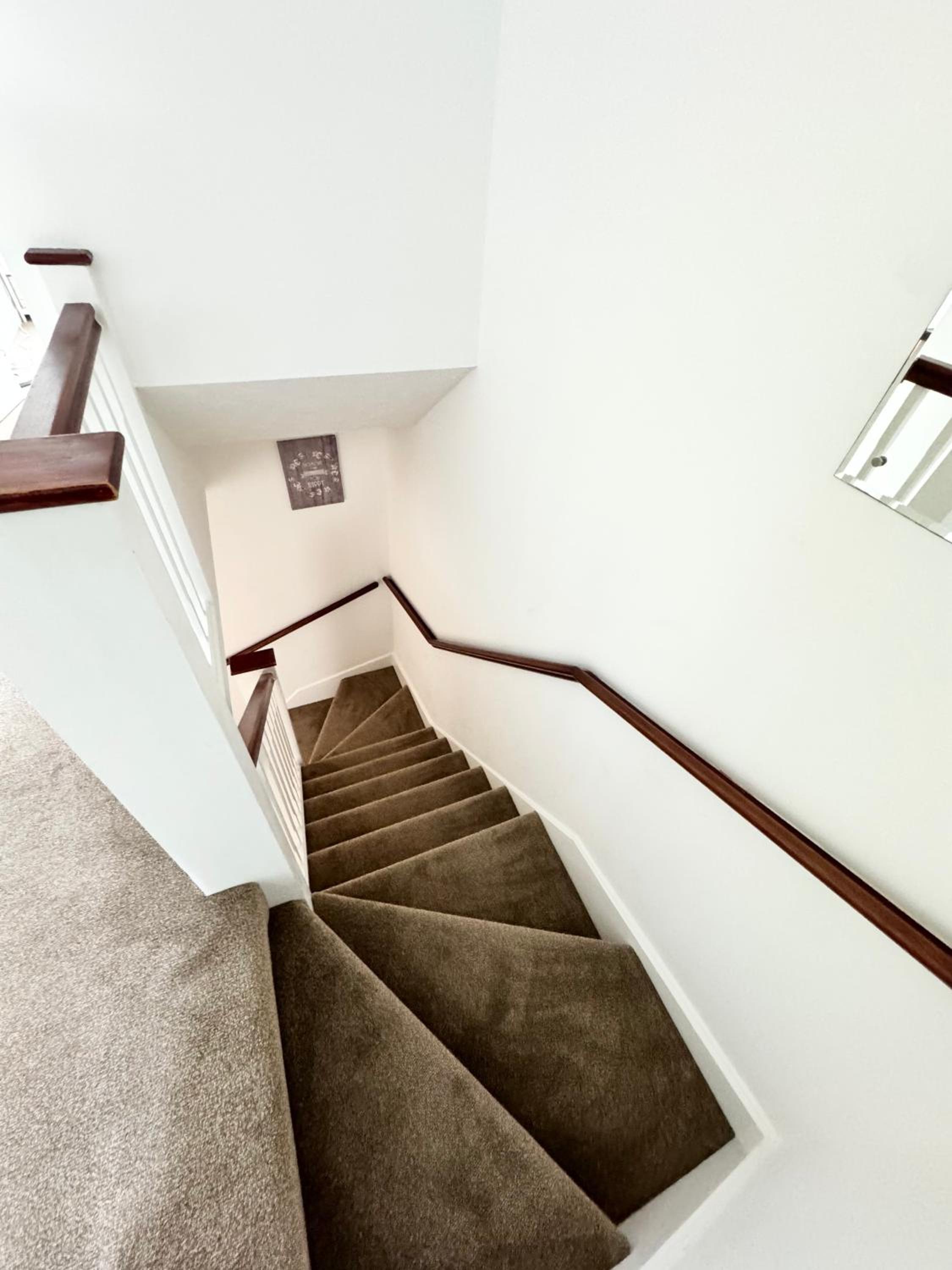 3 Bed House with parking and garden near Tower Bridge