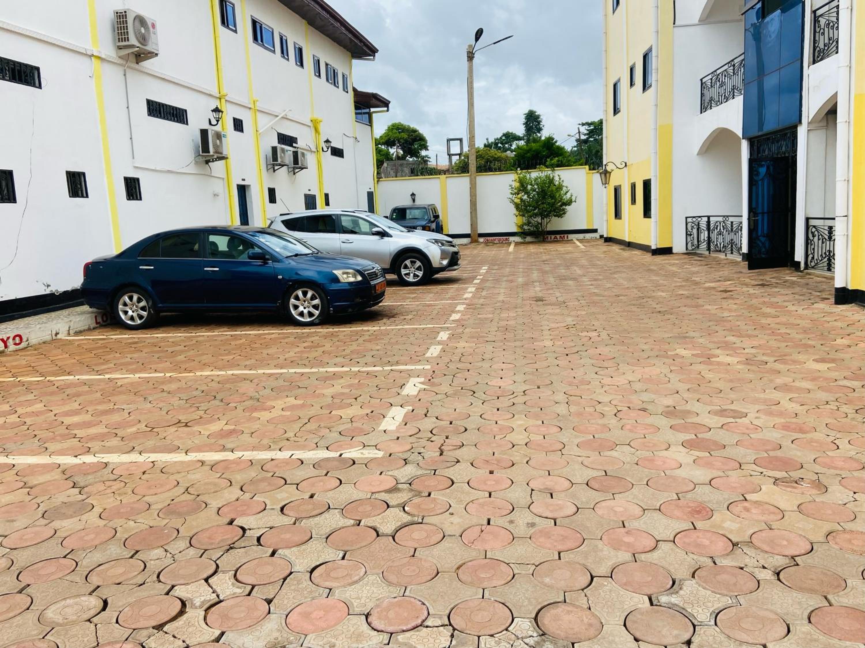 BH Luxury
