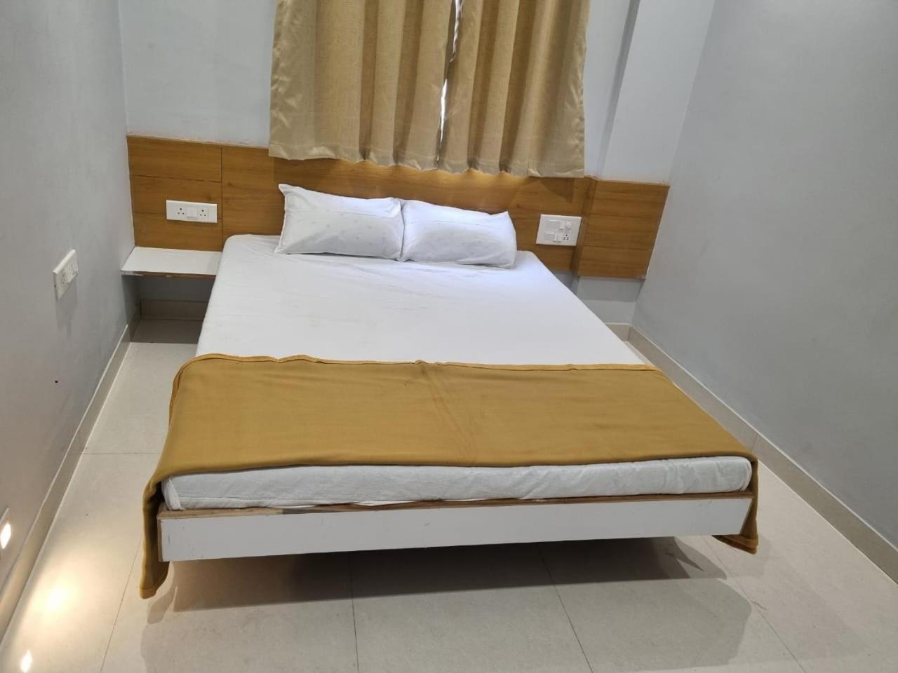 Vivanta Inn Lodge, Solapur