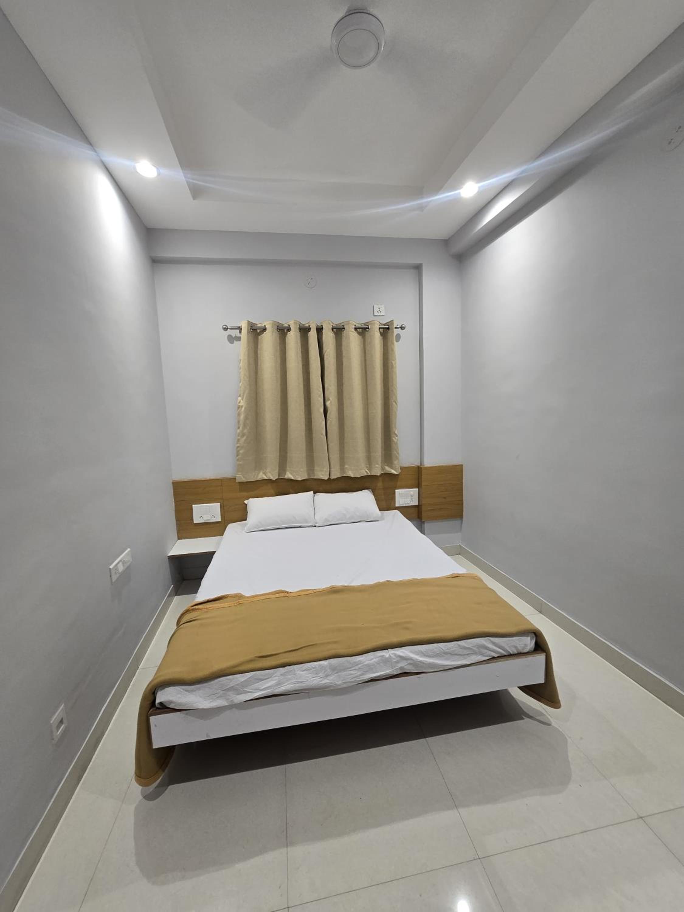 Vivanta Inn Lodge, Solapur
