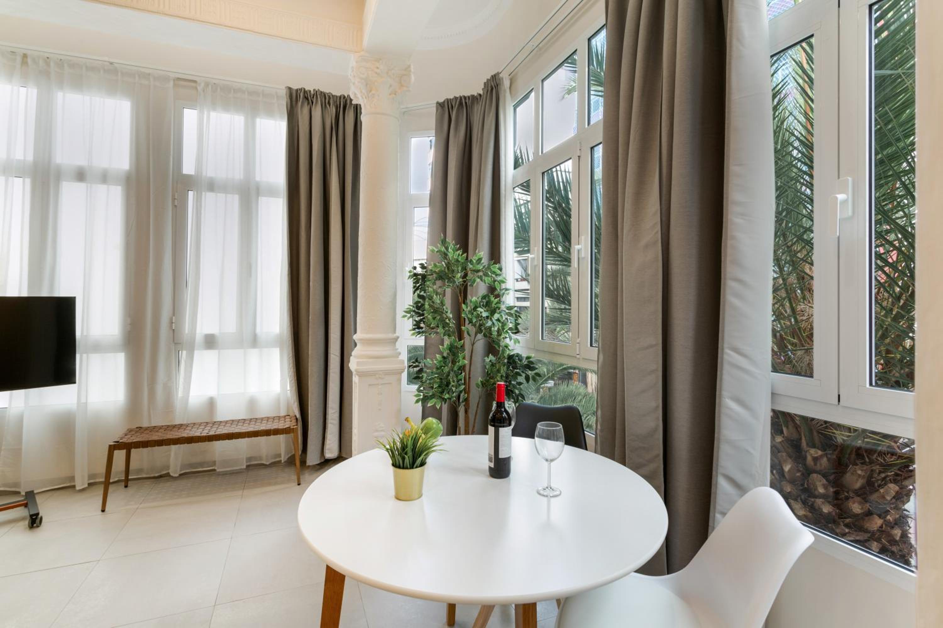 Atw Suites Canteras