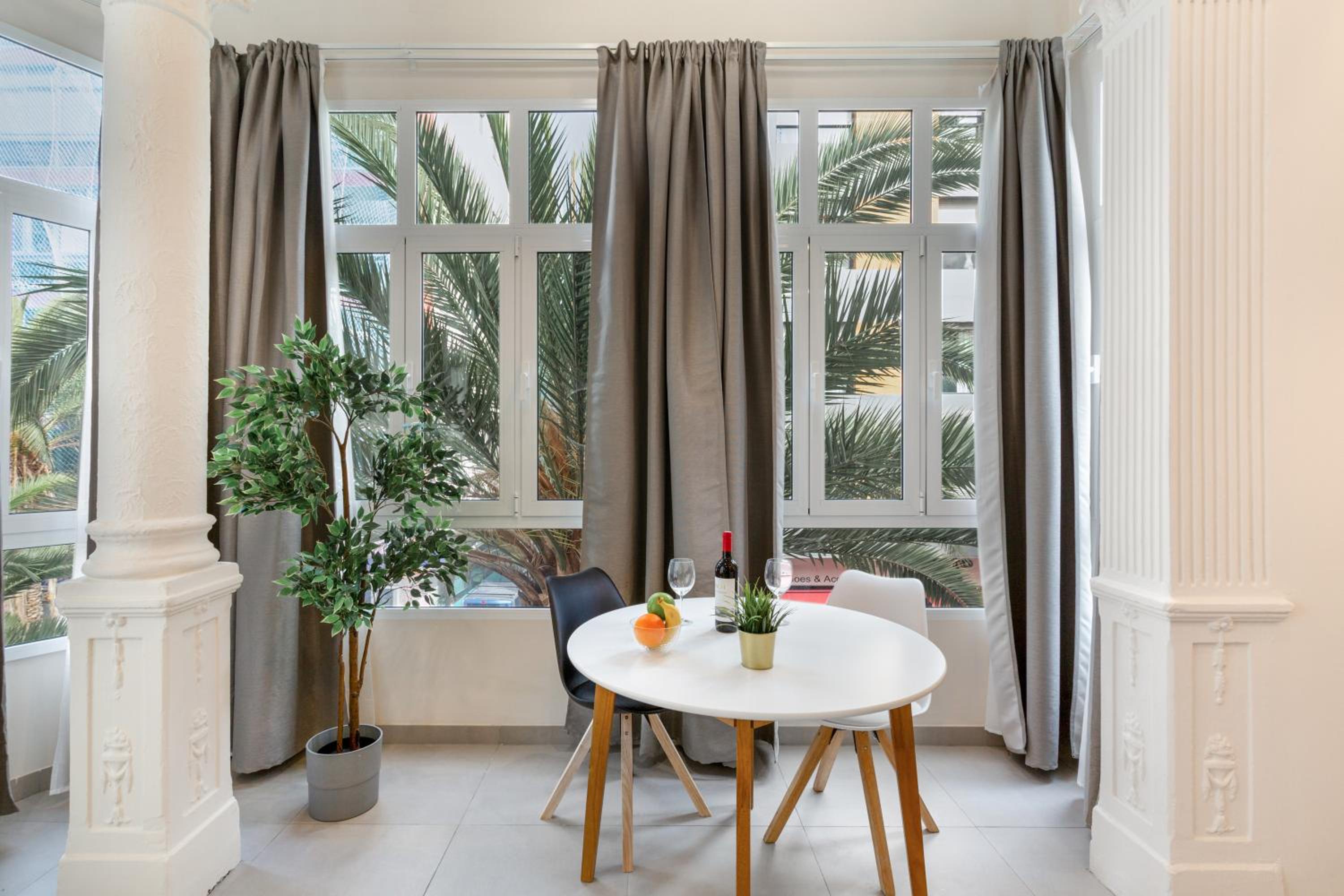 Atw Suites Canteras