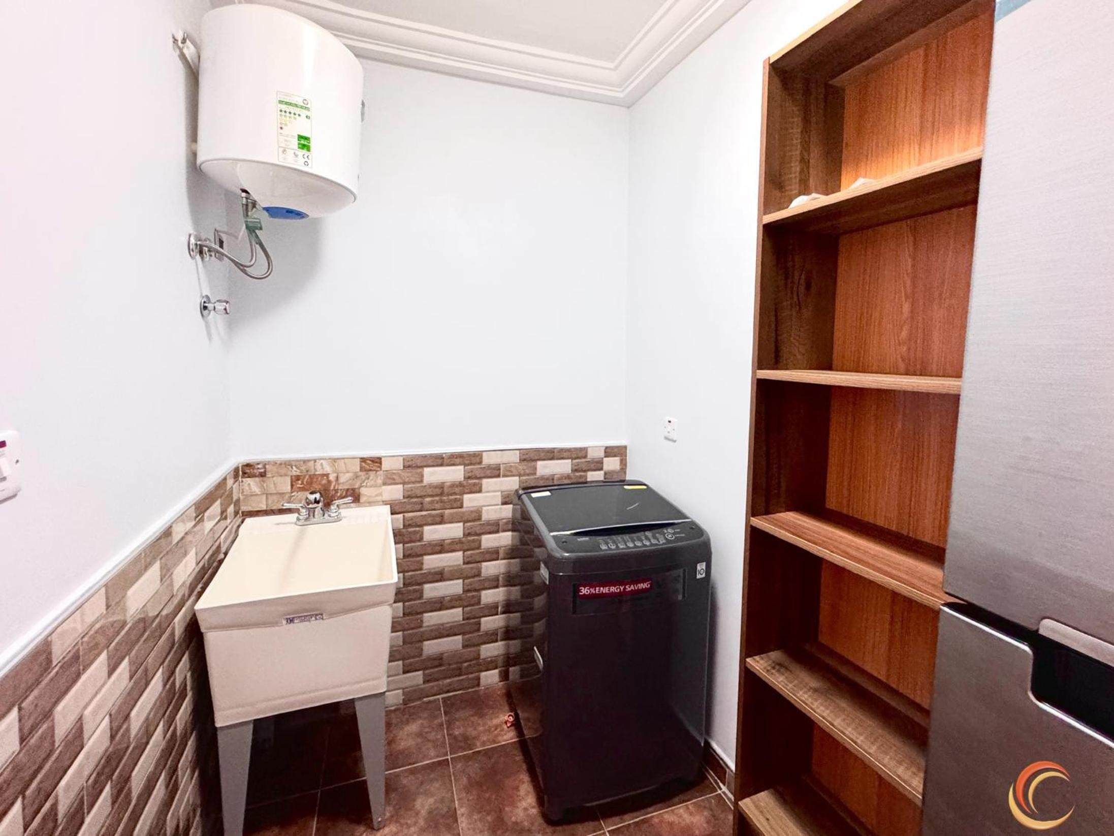 JezHos - Dina Fully Furnished Apartment