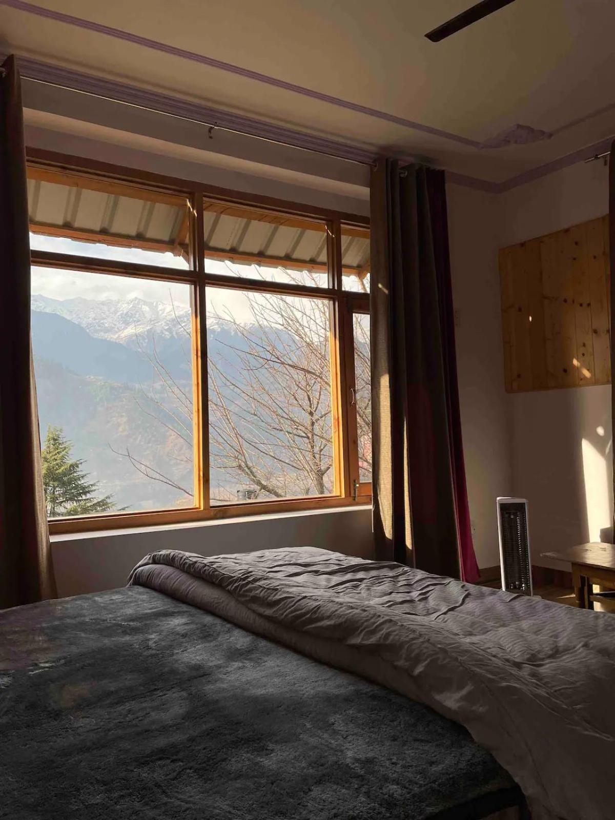 Kutumb Homestay Naggar view 3