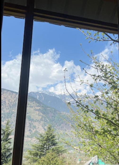 Kutumb Homestay Naggar view 4