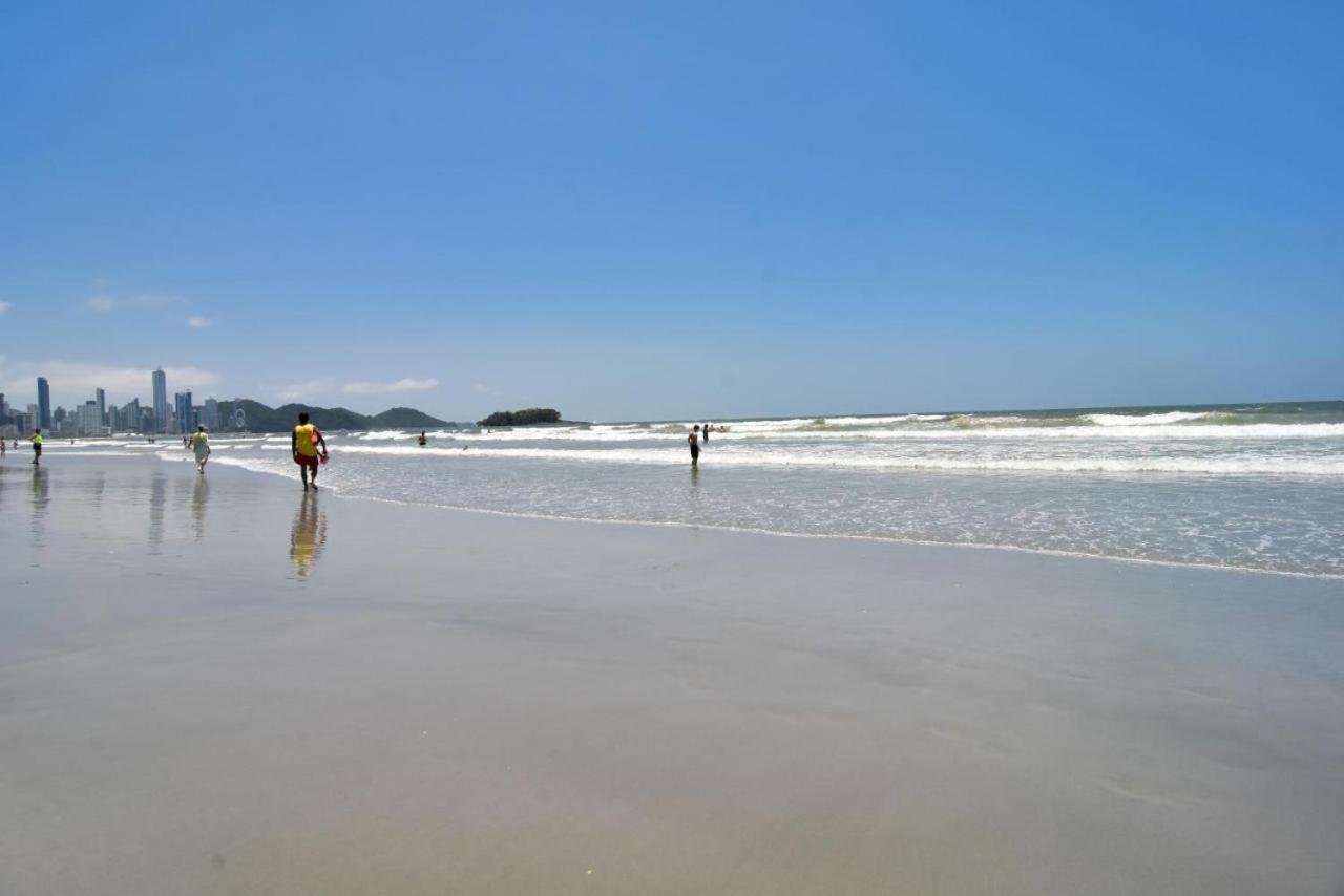 A 1 quadra do mar em Balneário Camboriú BS1841