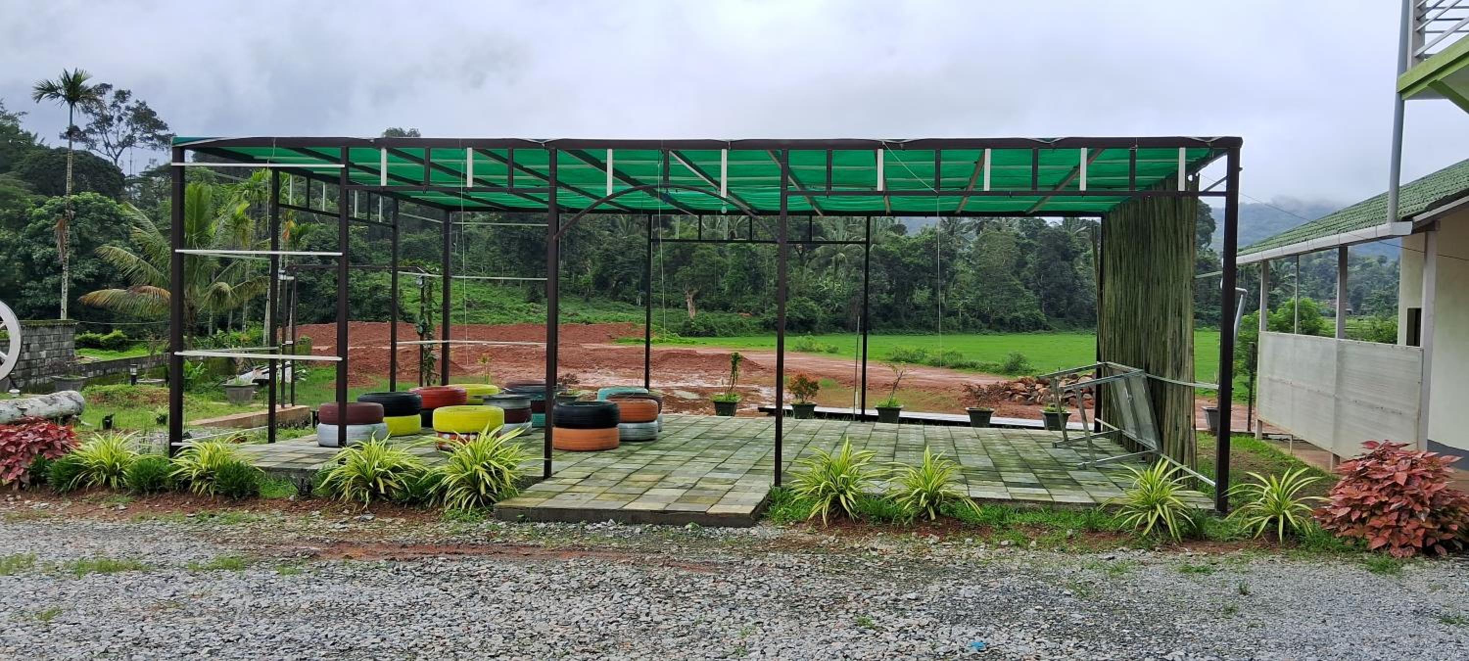 Mom's Farm Stay