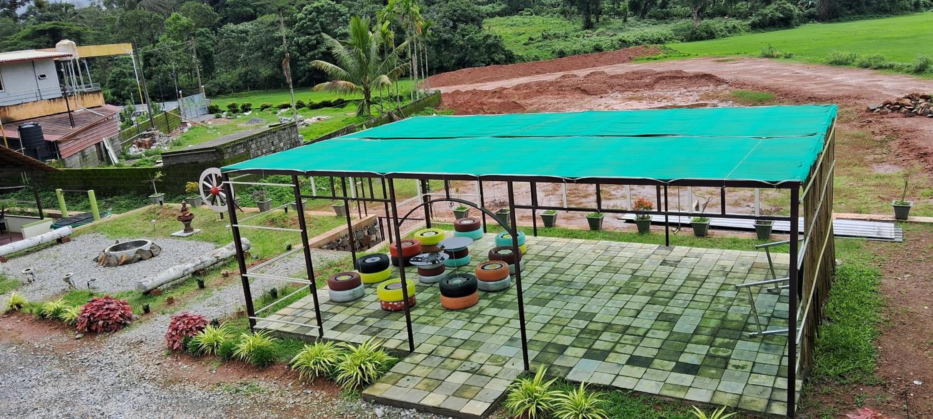 Mom's Farm Stay