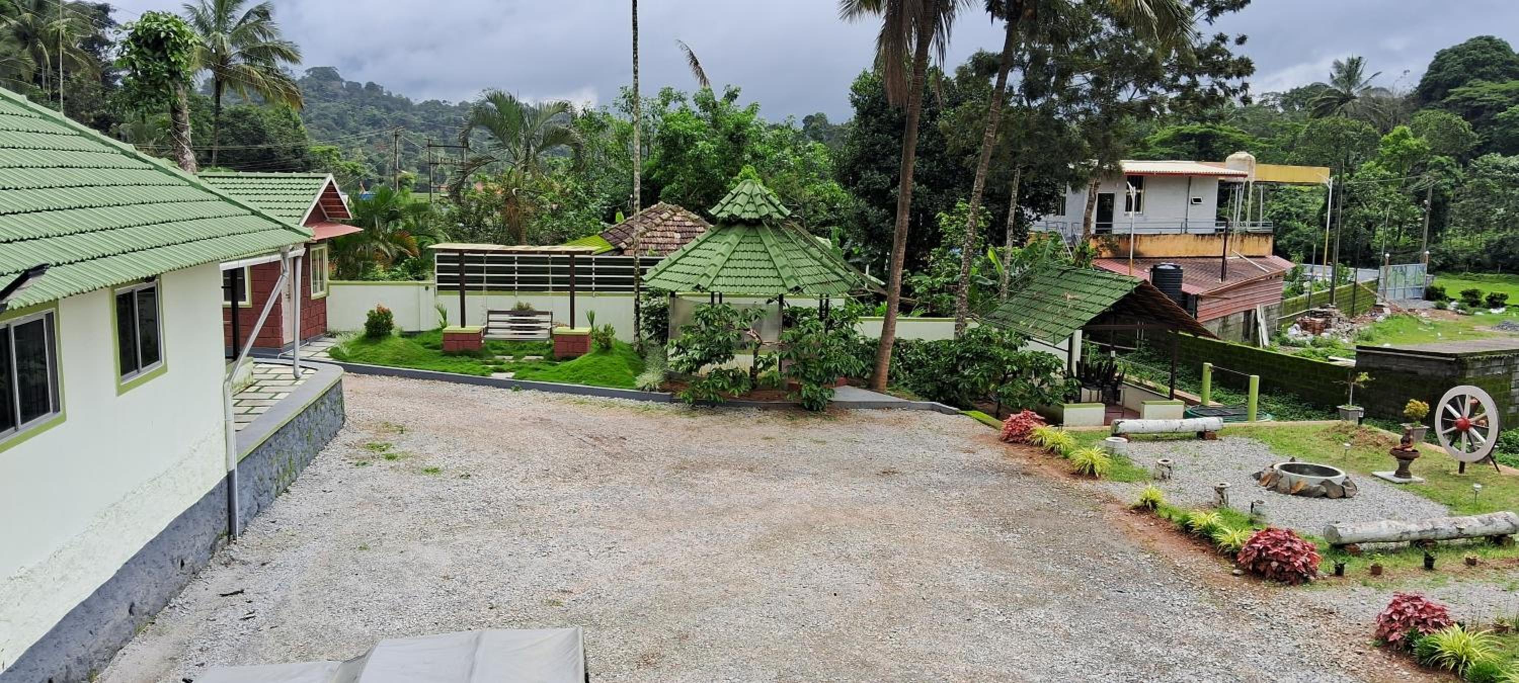 Mom's Farm Stay