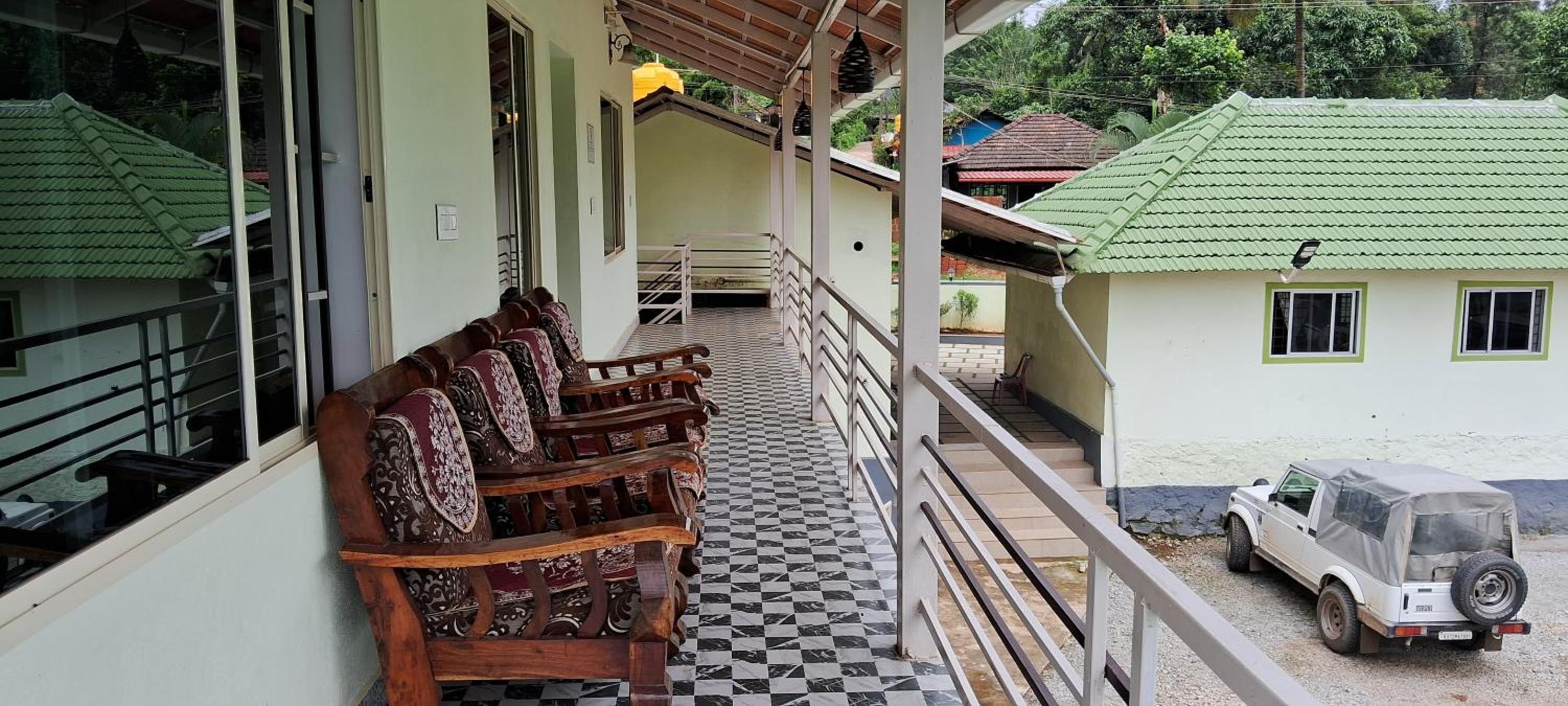 Mom's Farm Stay