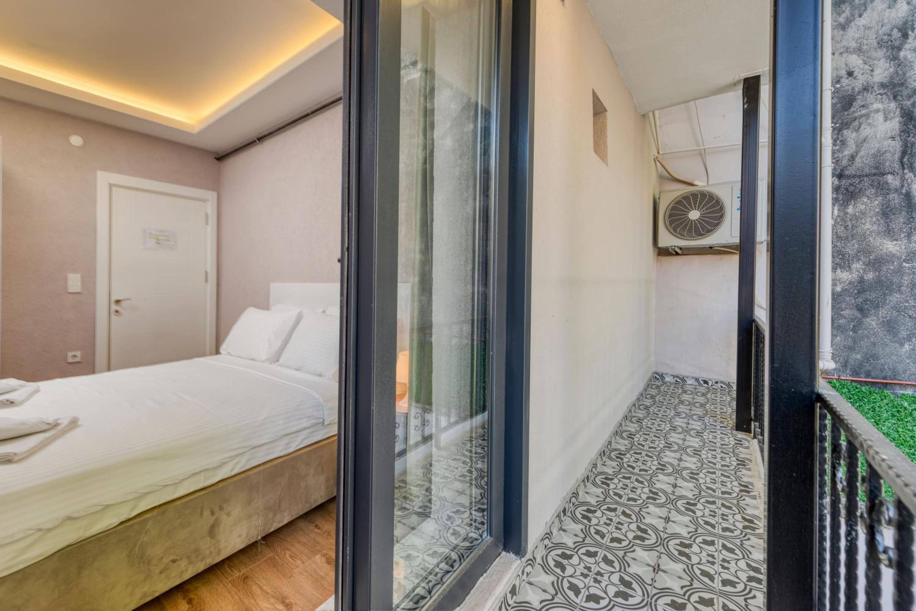 Port Apart Hotel