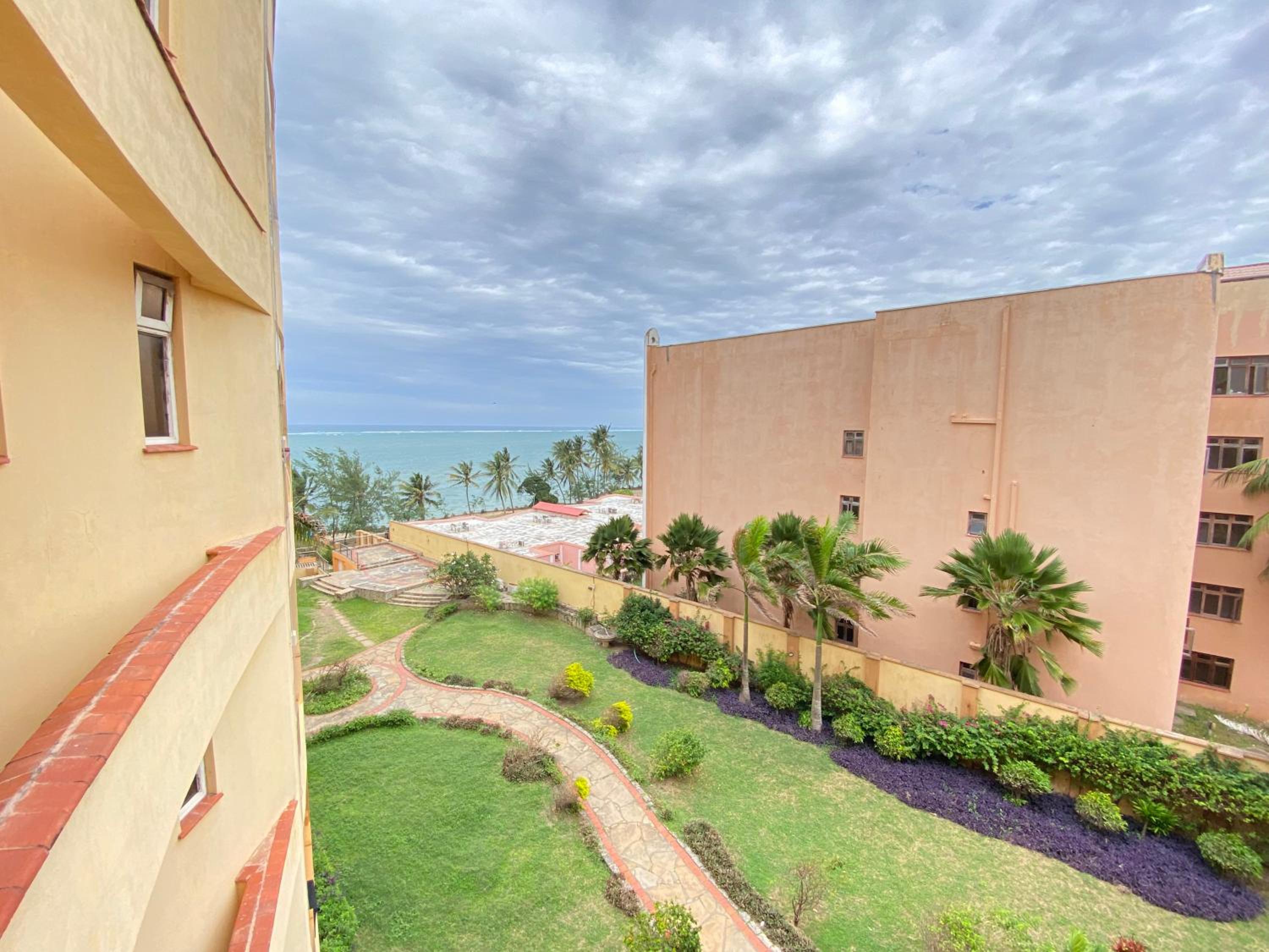 Veen Viz Apartments view 5