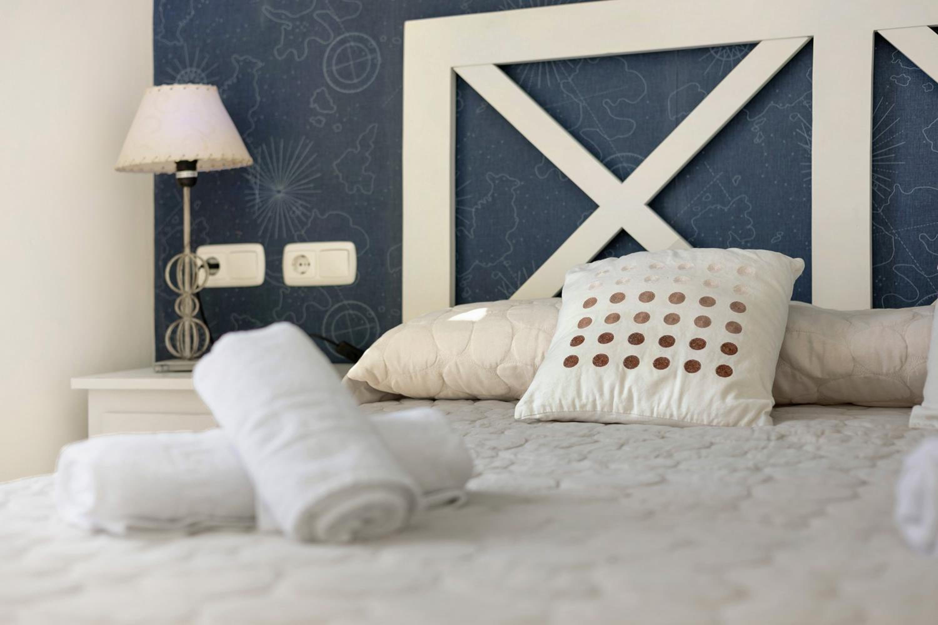 Budha Candor by Staycare