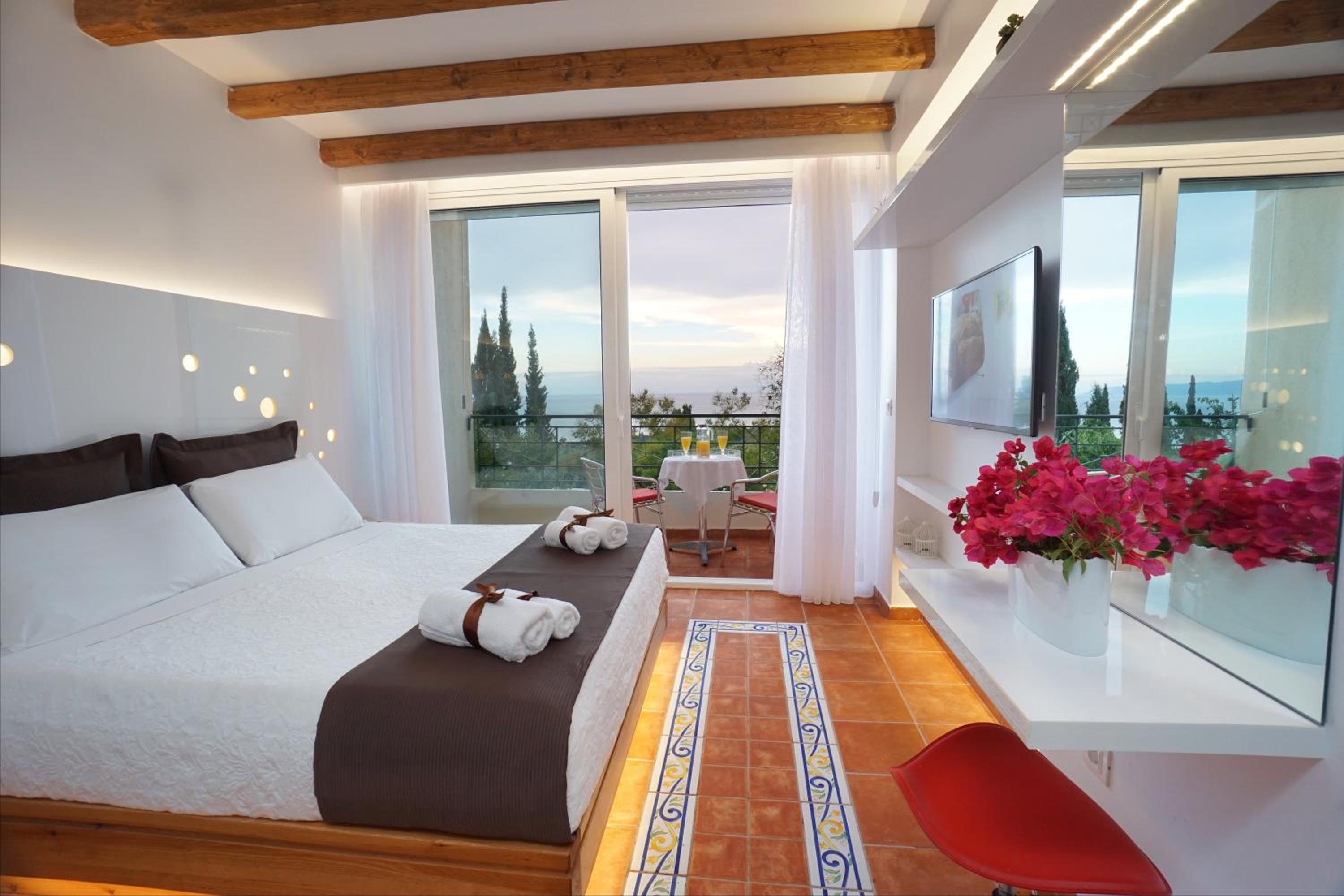 Felix Residence & Lucia Simona Villas