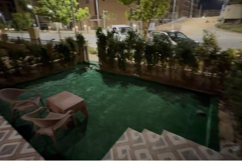 Luxury 2-bedroom- Sarai Compound