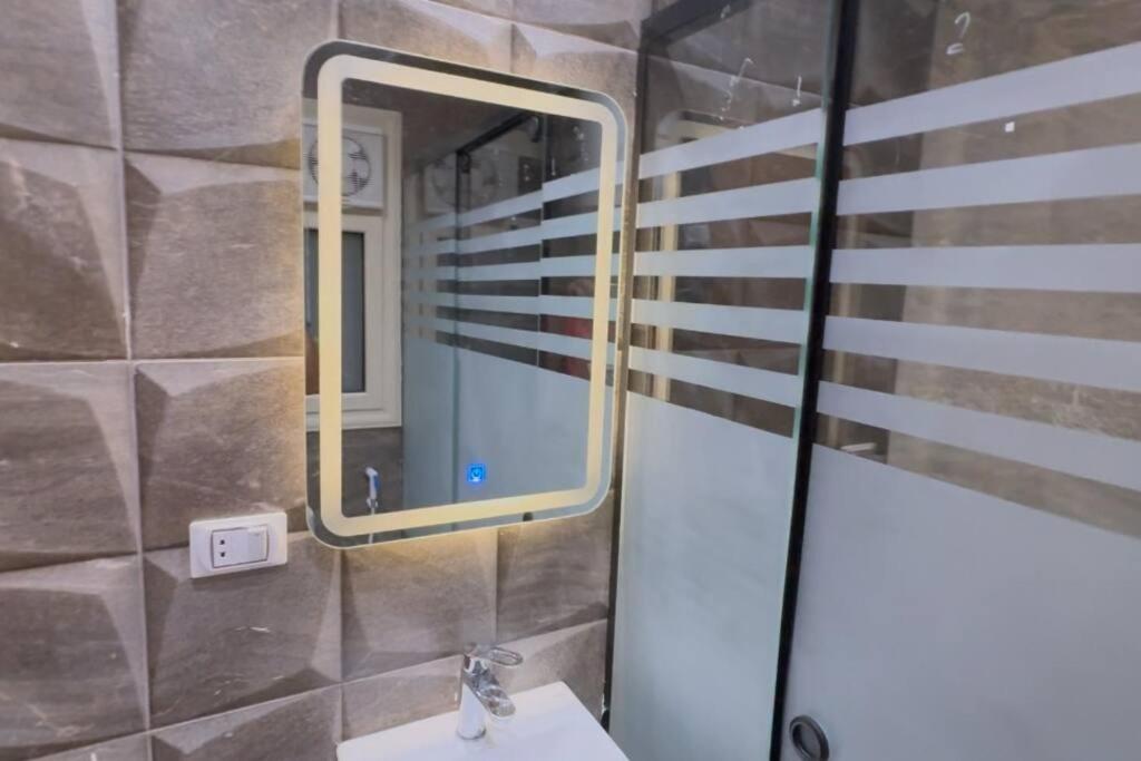 Luxury 2-bedroom- Sarai Compound
