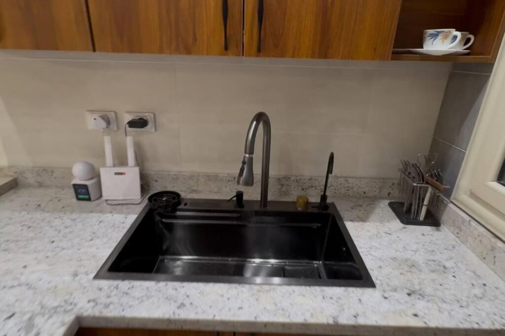 Luxury 2-bedroom- Sarai Compound