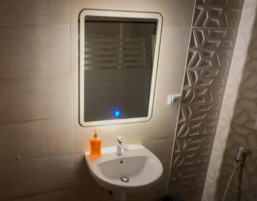 Luxury 2-bedroom- Sarai Compound