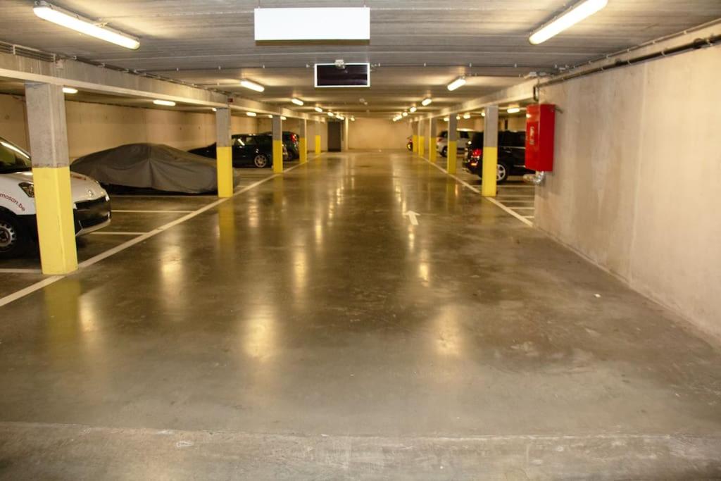 Séjour en bord de Meuse avec garage