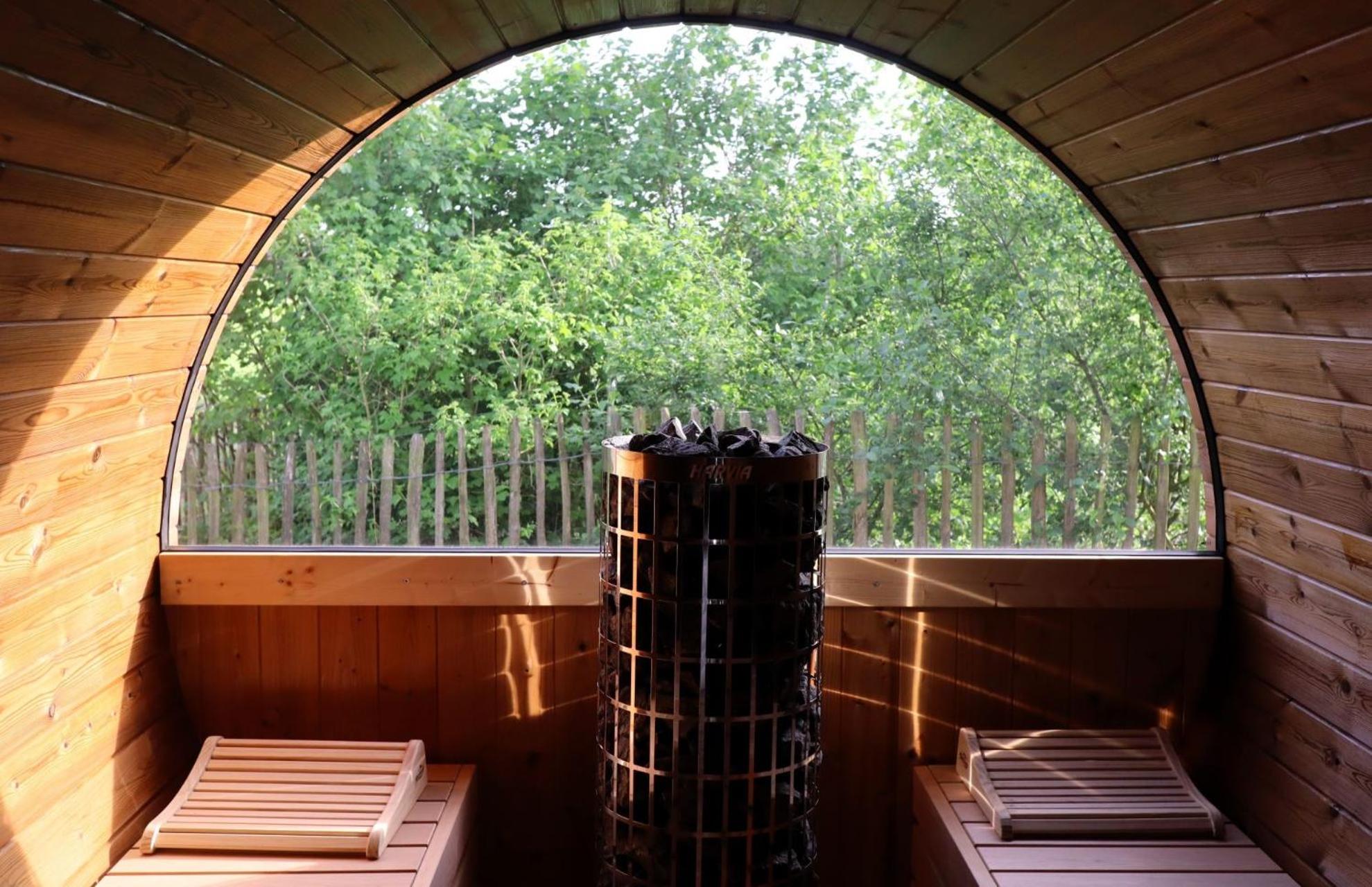 Die Idyllische - Ferienwohnung mit Garten und Sauna