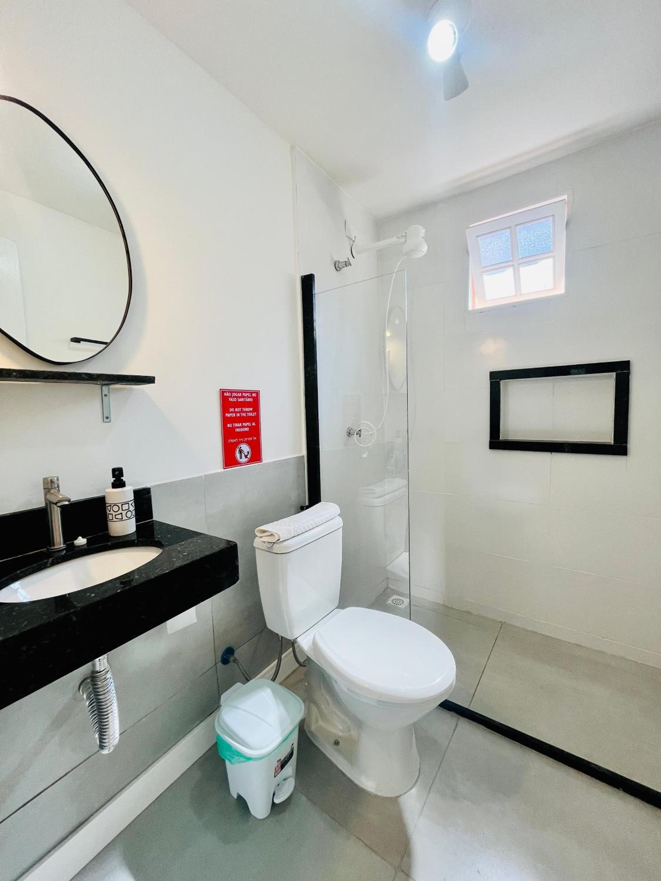 Apartamentos Charmosos na Avenida Principal de Buzios