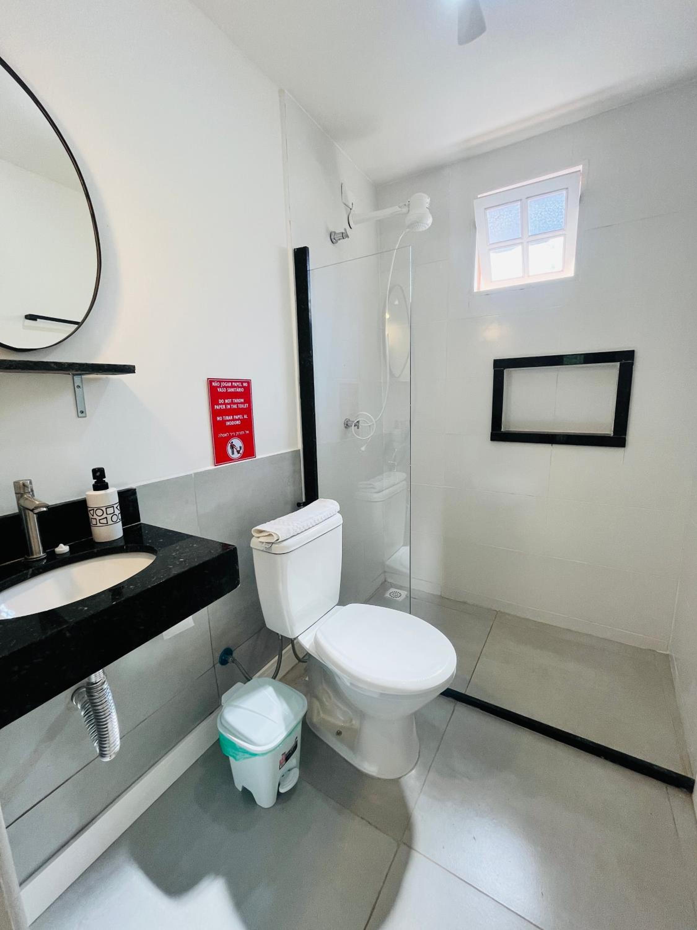 Apartamentos Charmosos na Avenida Principal de Buzios