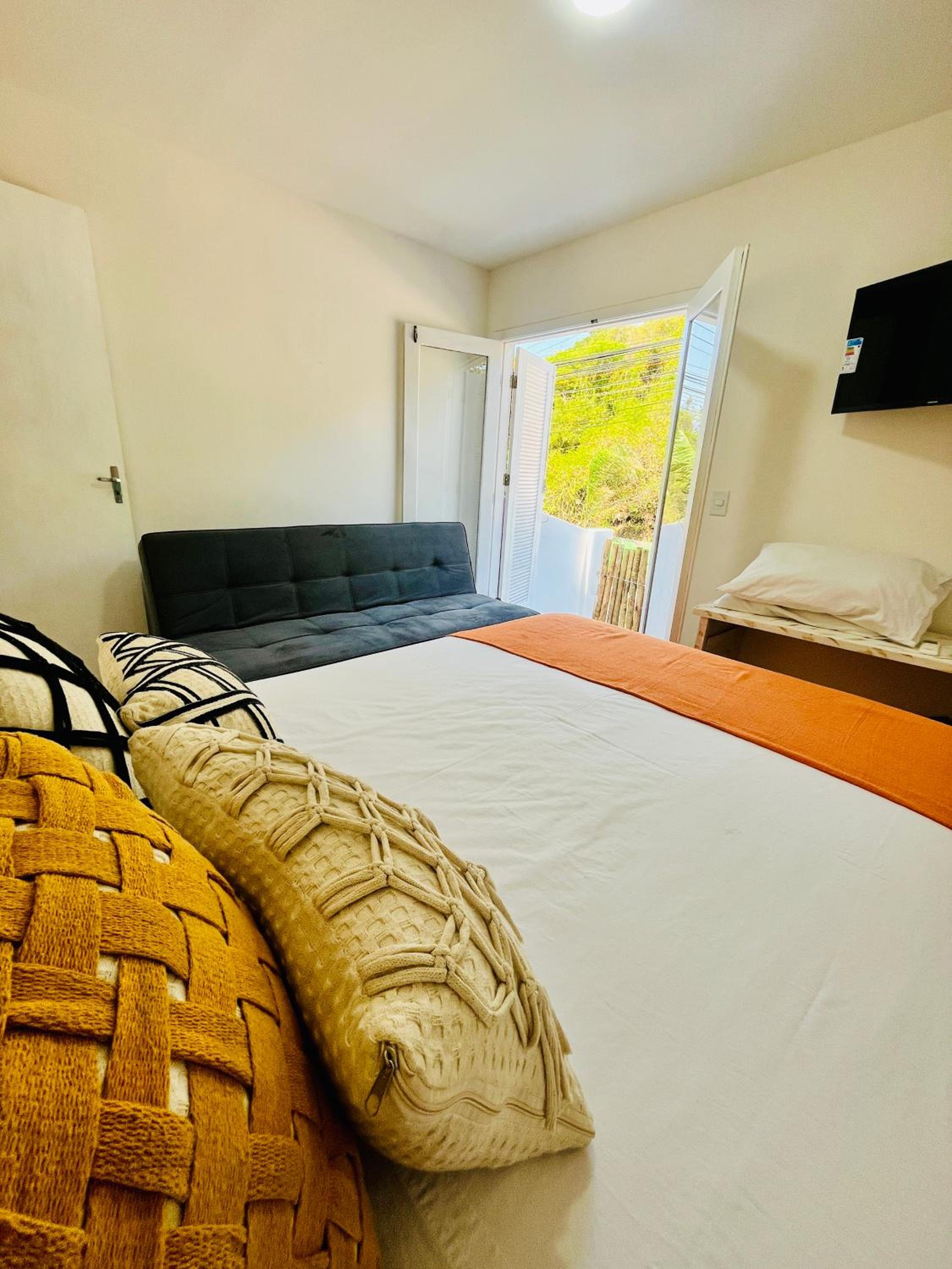 Apartamentos Charmosos na Avenida Principal de Buzios