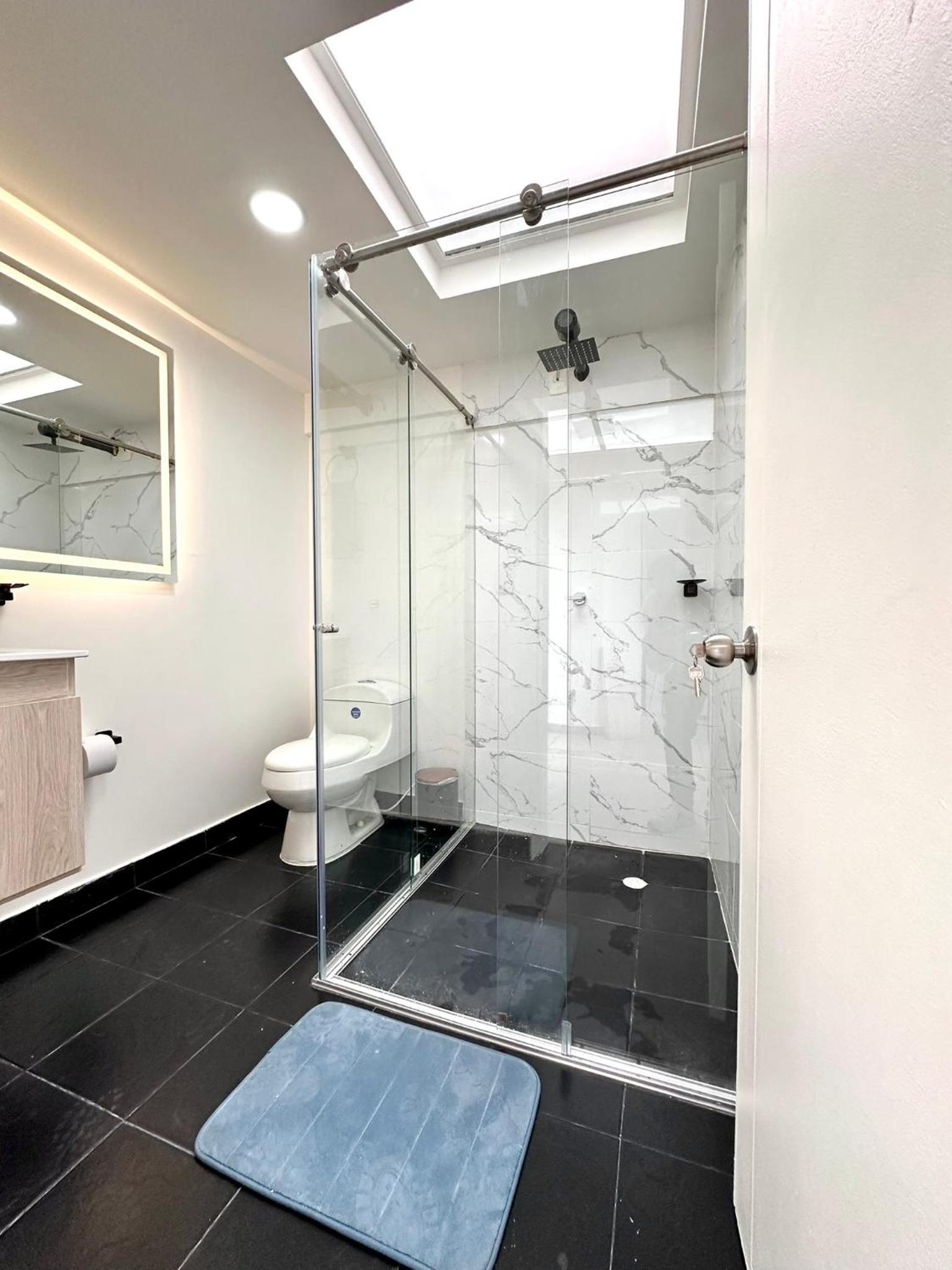 Espacio ideal para grupos, Virrey Park, 3 king size