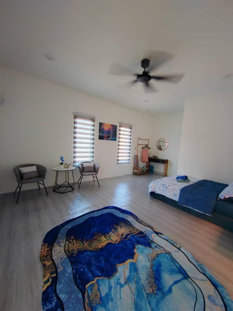 Richer Tiny House photo 6