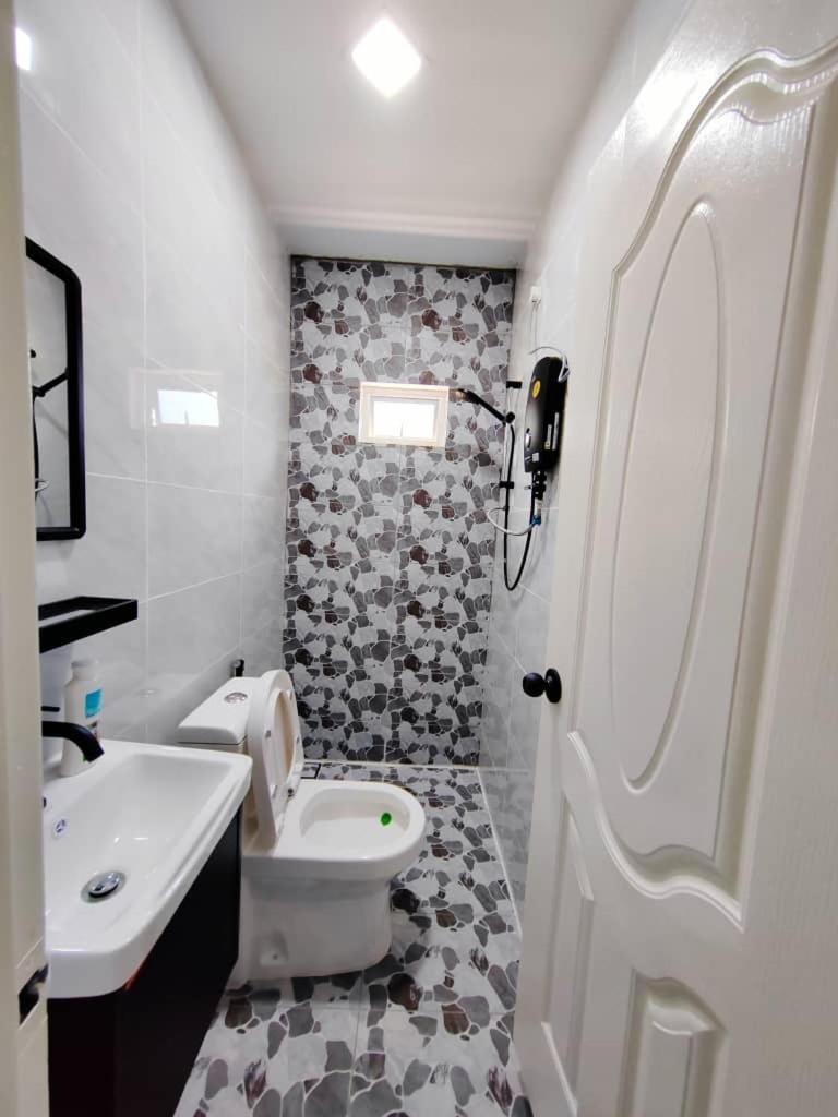Richer Tiny House photo 4