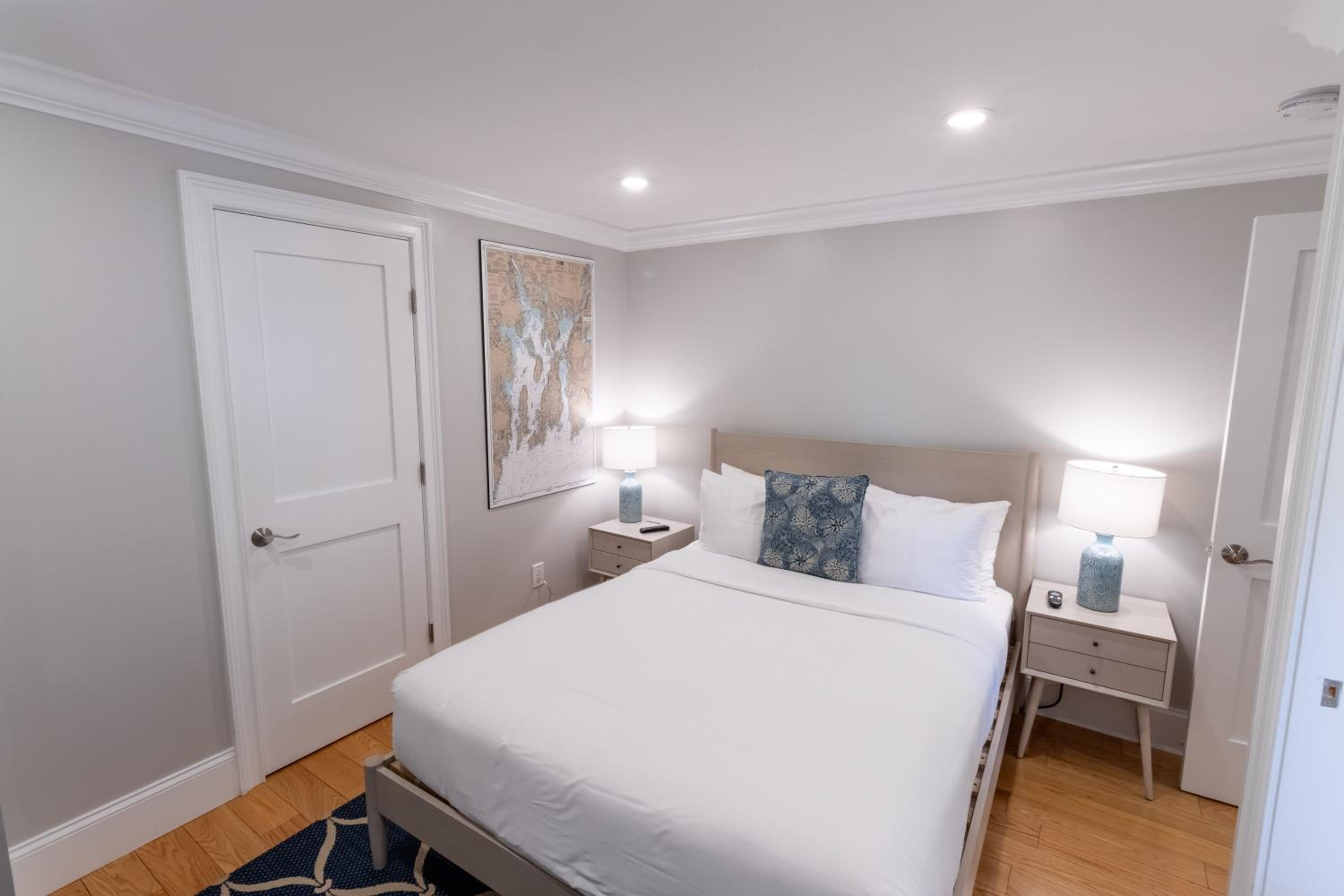 The Newport Lofts - 548 Thames Street