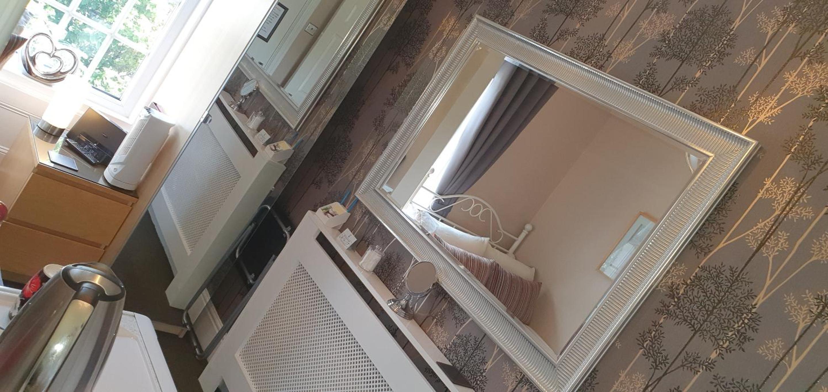 South Shields Vacations - Beechwood Guest House - Property Image 11