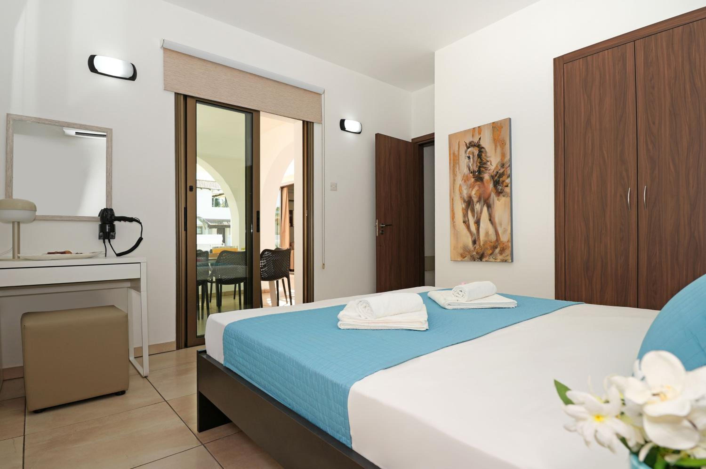 Villa Evia - Walking to Med Sea